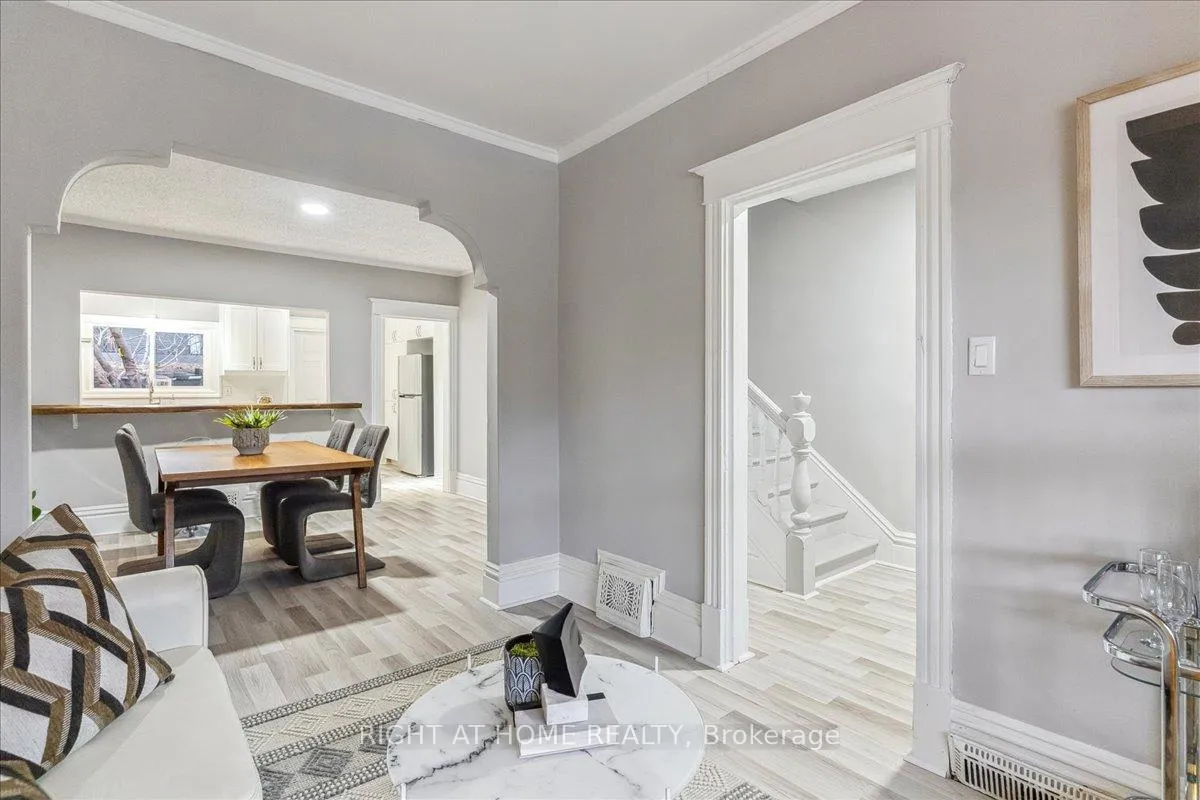 Photo 3 of 16 Birch Avenue E, Hamilton, Gibson — HOMEH