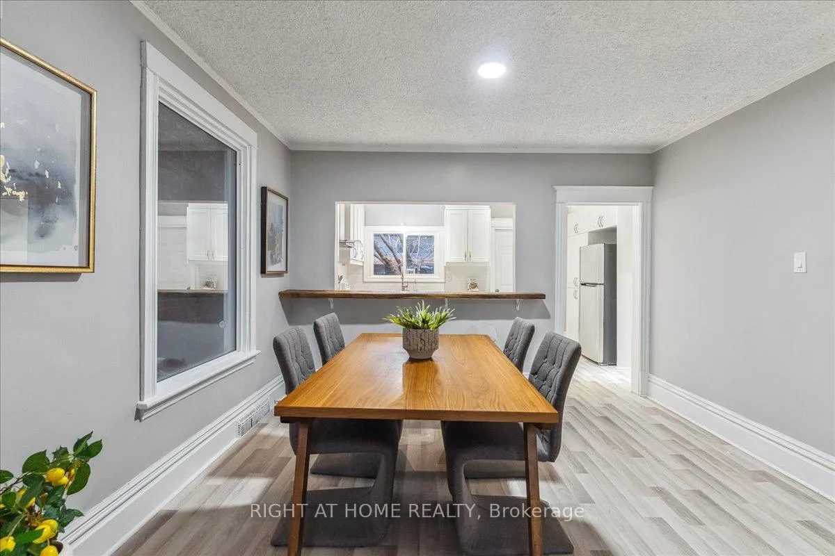 Photo 4 of 16 Birch Avenue E, Hamilton, Gibson — HOMEH