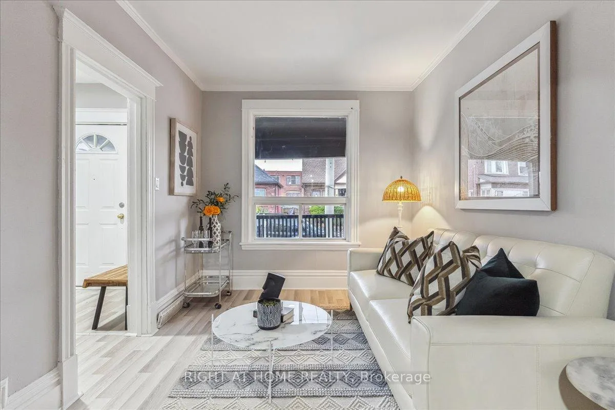 Photo 5 of 16 Birch Avenue E, Hamilton, Gibson — HOMEH