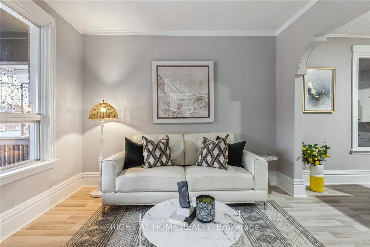 Photo 11 of 16 Birch Avenue E, Hamilton, Gibson — HOMEH