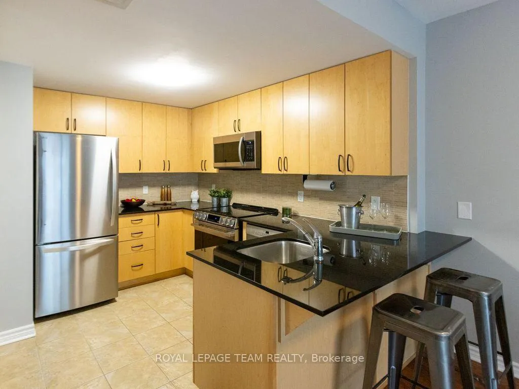 Photo 8 of Unit 406, 250 Lett Street, Ottawa, West Centre Town — HOMEH