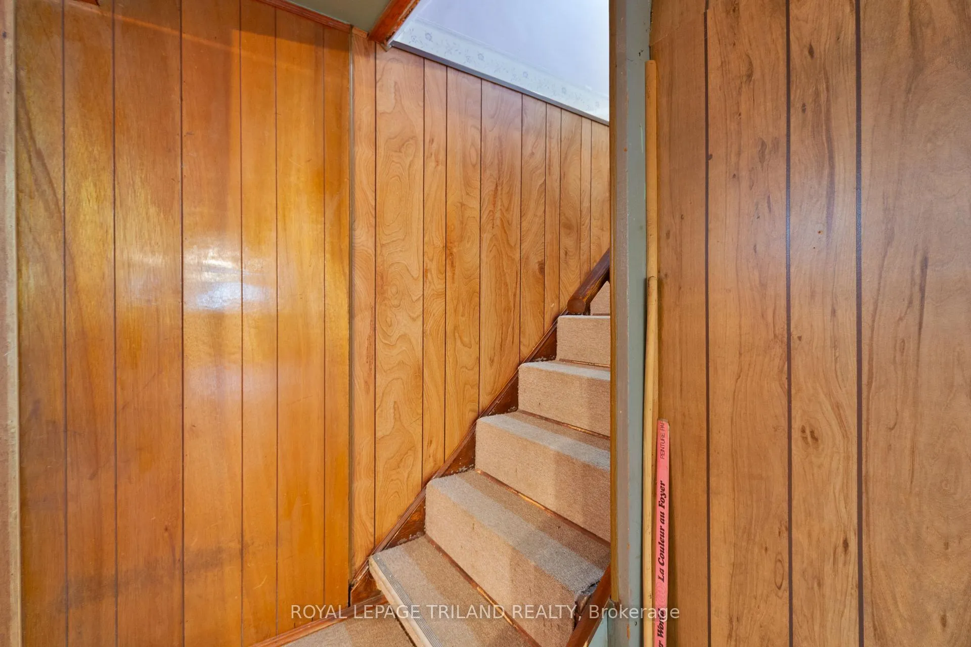 Photo 20 of 87 Arcadia Crescent, London, East O — HOMEH