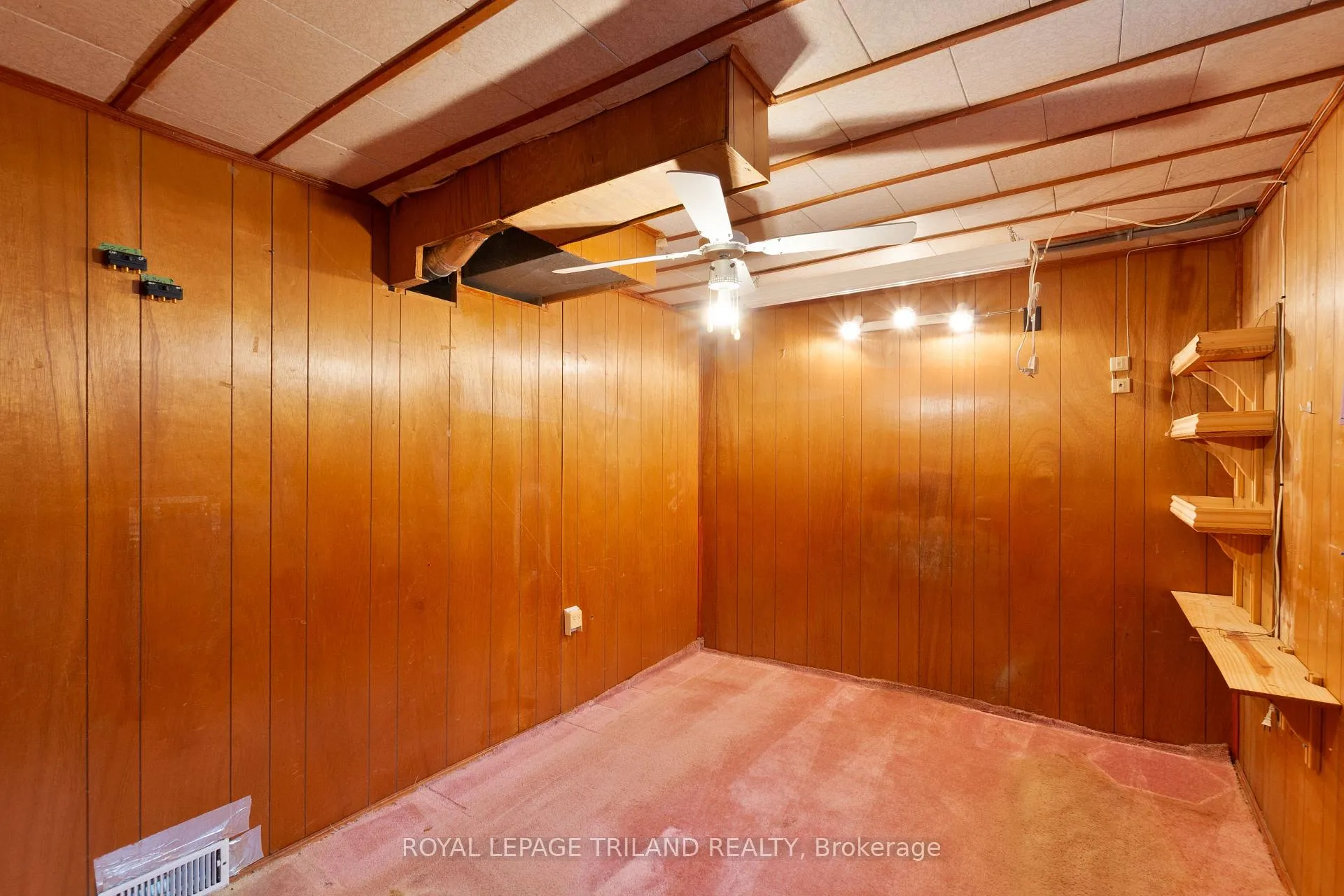 Photo 21 of 87 Arcadia Crescent, London, East O — HOMEH