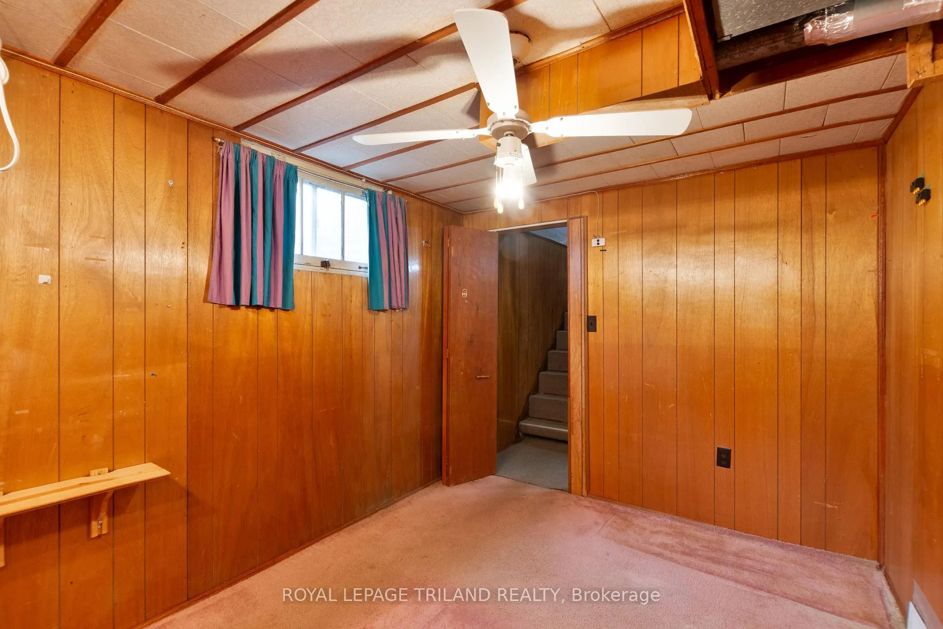 Photo 22 of 87 Arcadia Crescent, London, East O — HOMEH