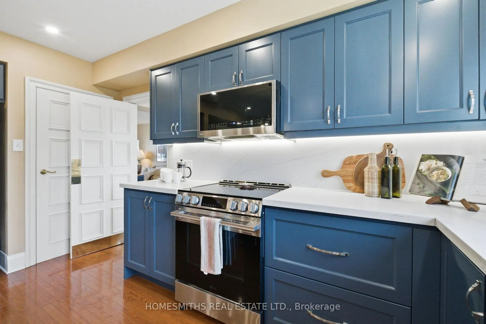 Photo 11 of 356 Fairview Drive, Whitby, Lynde Creek — HOMEH