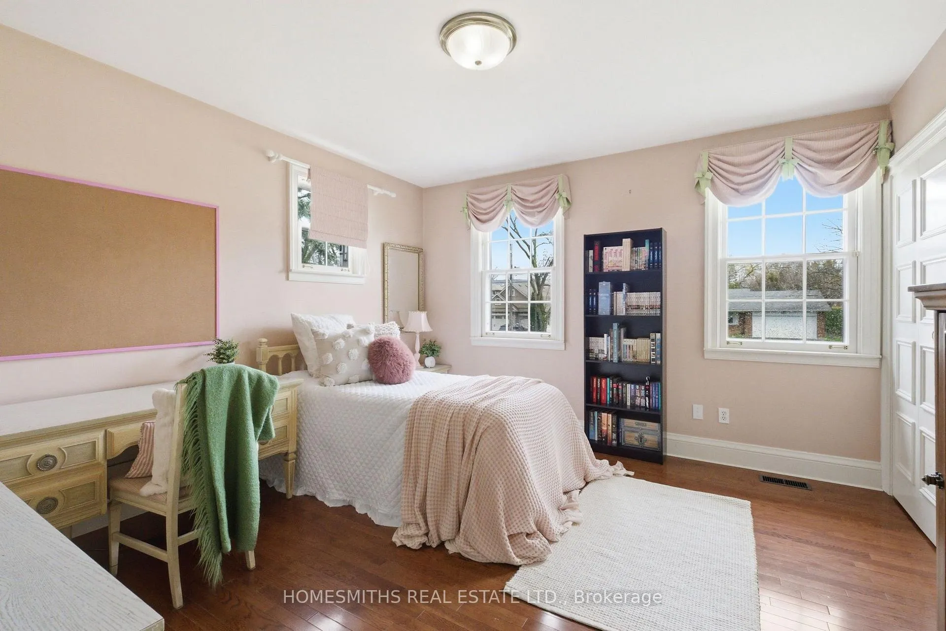 Photo 32 of 356 Fairview Drive, Whitby, Lynde Creek — HOMEH