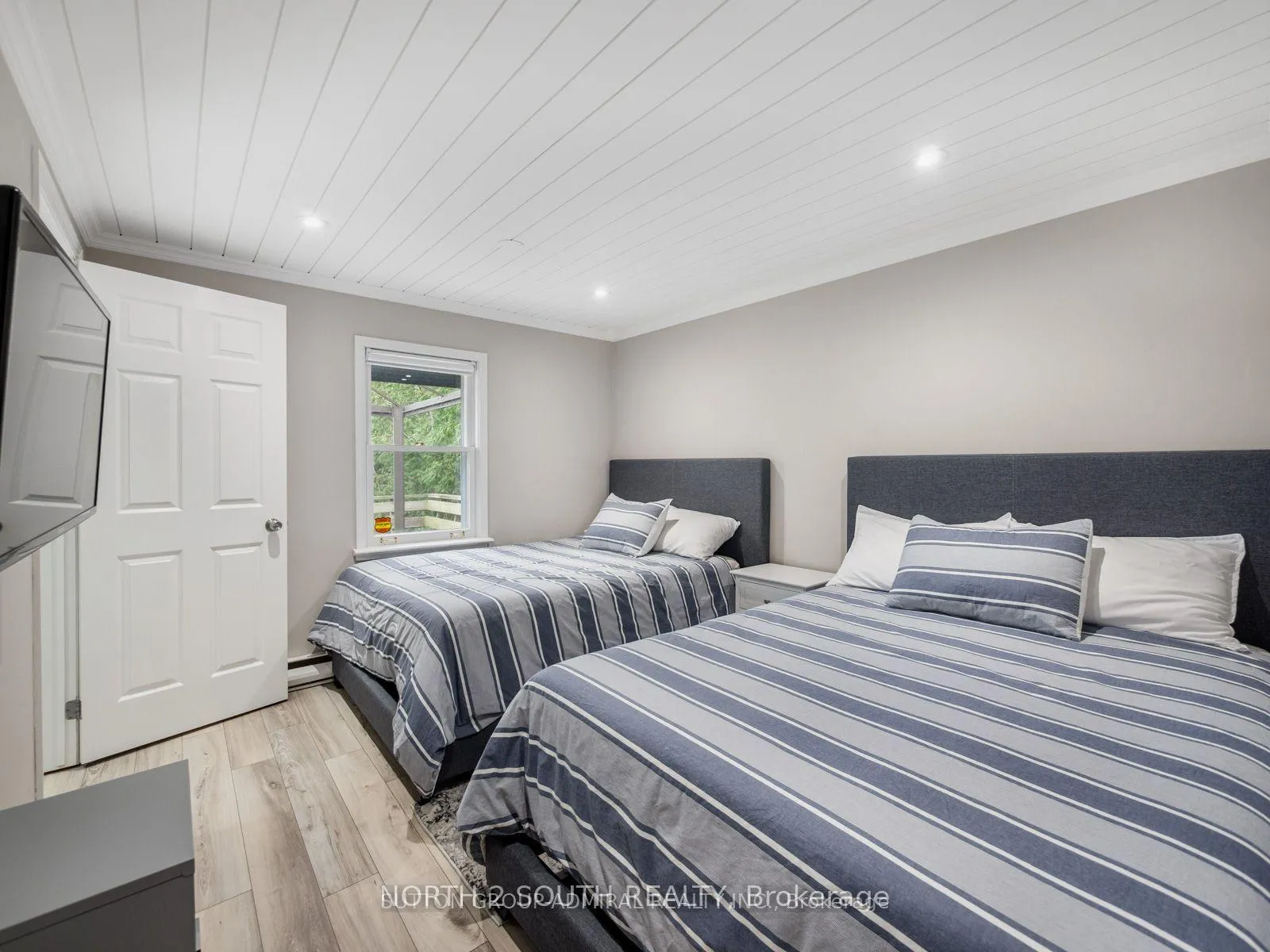 Photo 18 of 1273 Maple Road, Innisfil, Rural Innisfil — HOMEH