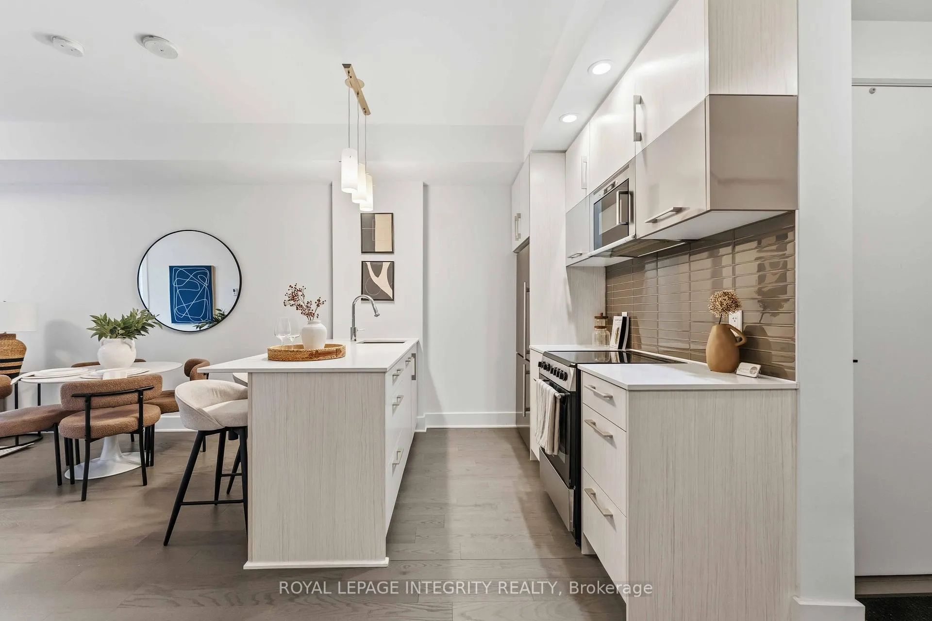 Photo 5 of Unit 1007, 255 Bay Street, Ottawa, Ottawa Centre — HOMEH