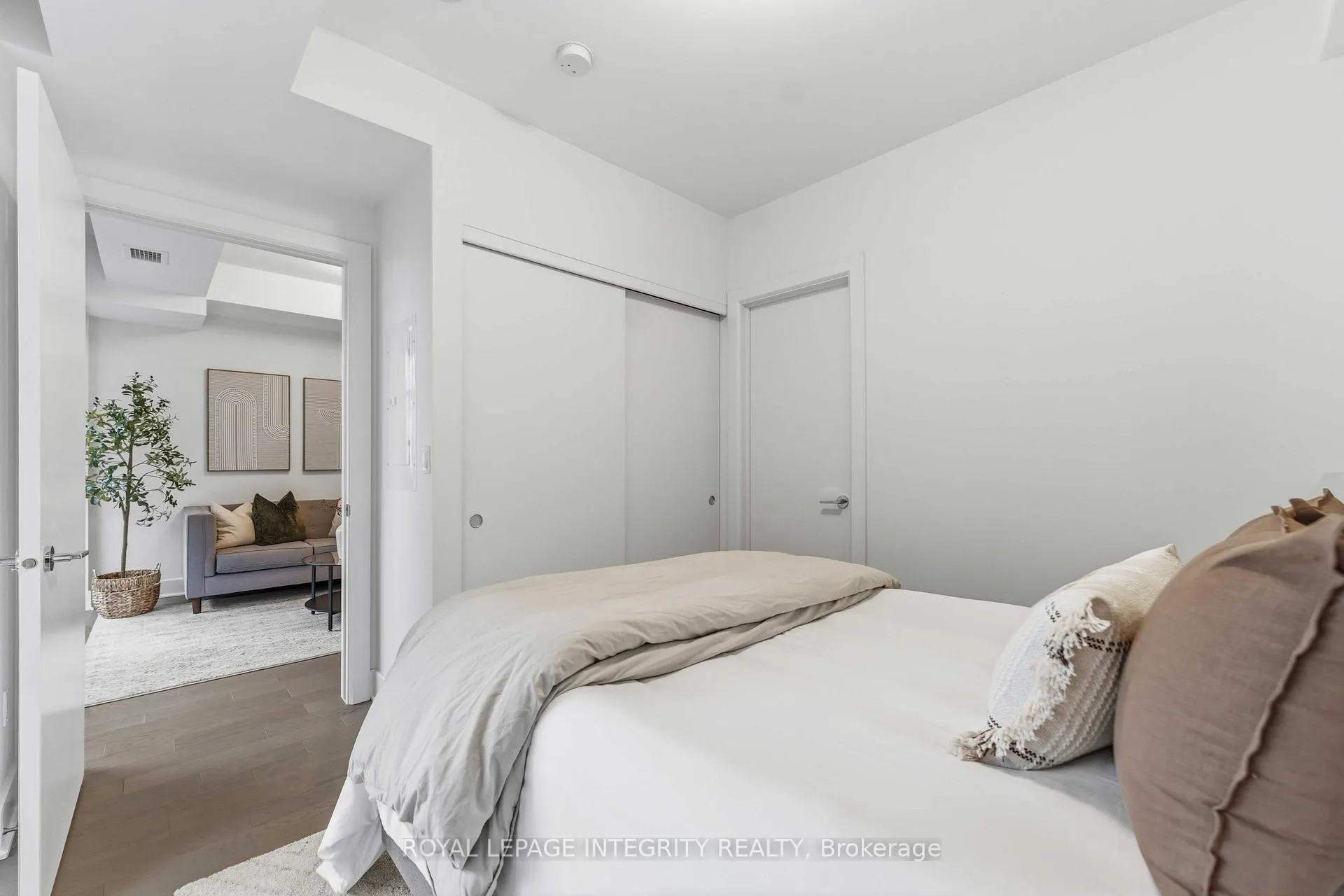 Photo 14 of Unit 1007, 255 Bay Street, Ottawa, Ottawa Centre — HOMEH