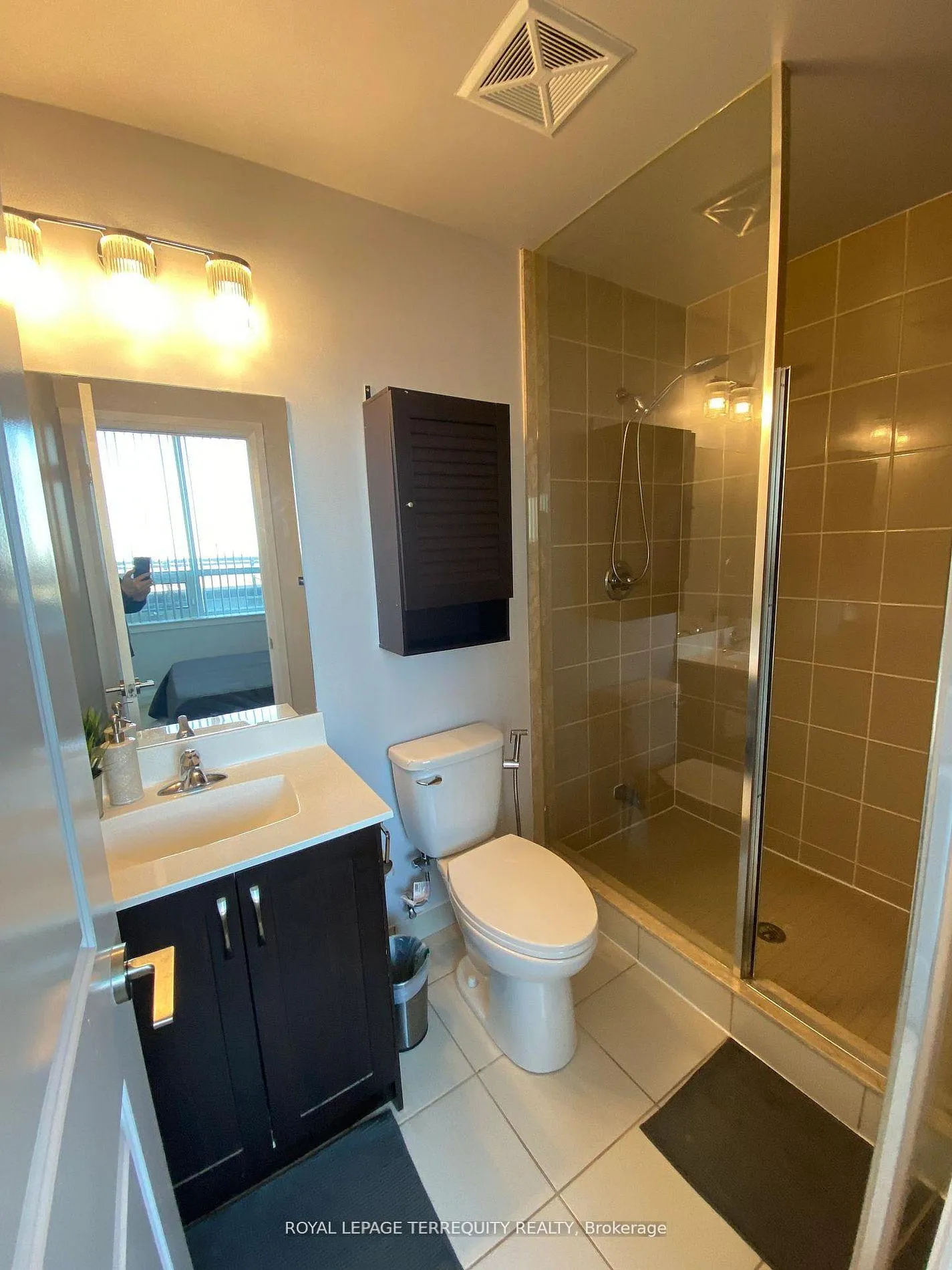 Photo 5 of Unit PH1, 3520 Danforth Avenue, Scarborough, Birchcliffe-Cliffside — HOMEH