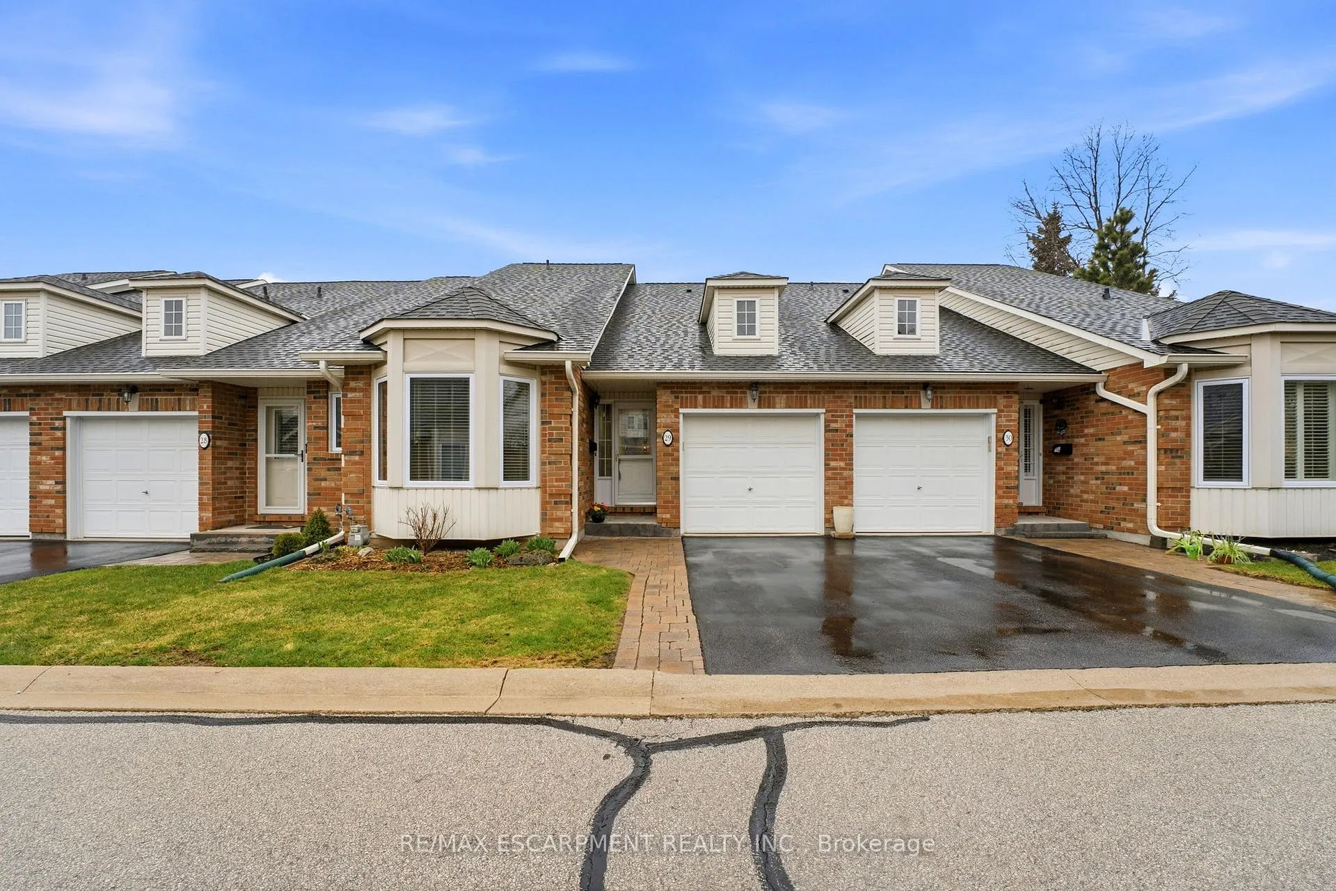 Photo 1 of Unit 29, 222 Fellowes Crescent, Hamilton, Waterdown — HOMEH