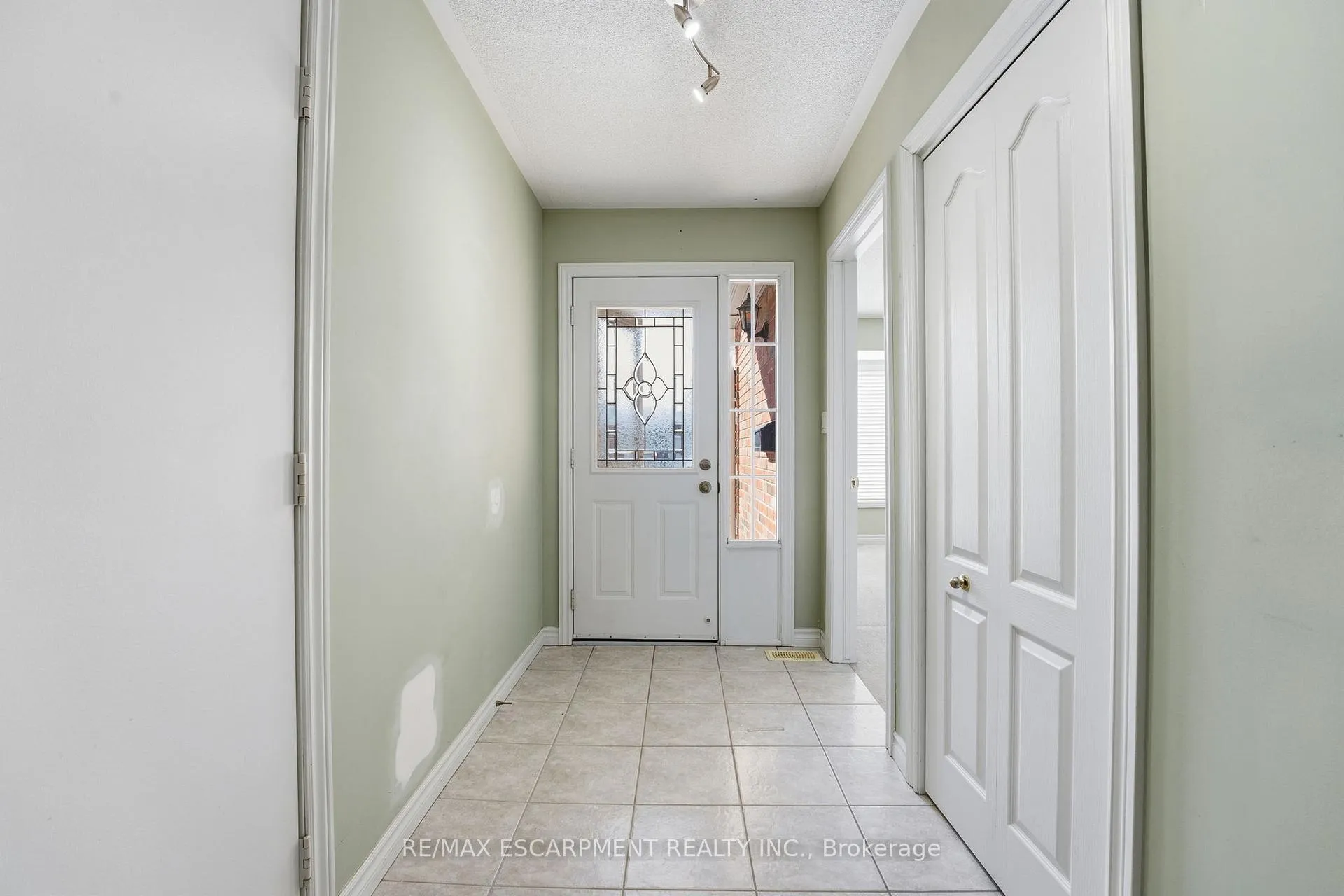 Photo 10 of Unit 29, 222 Fellowes Crescent, Hamilton, Waterdown — HOMEH