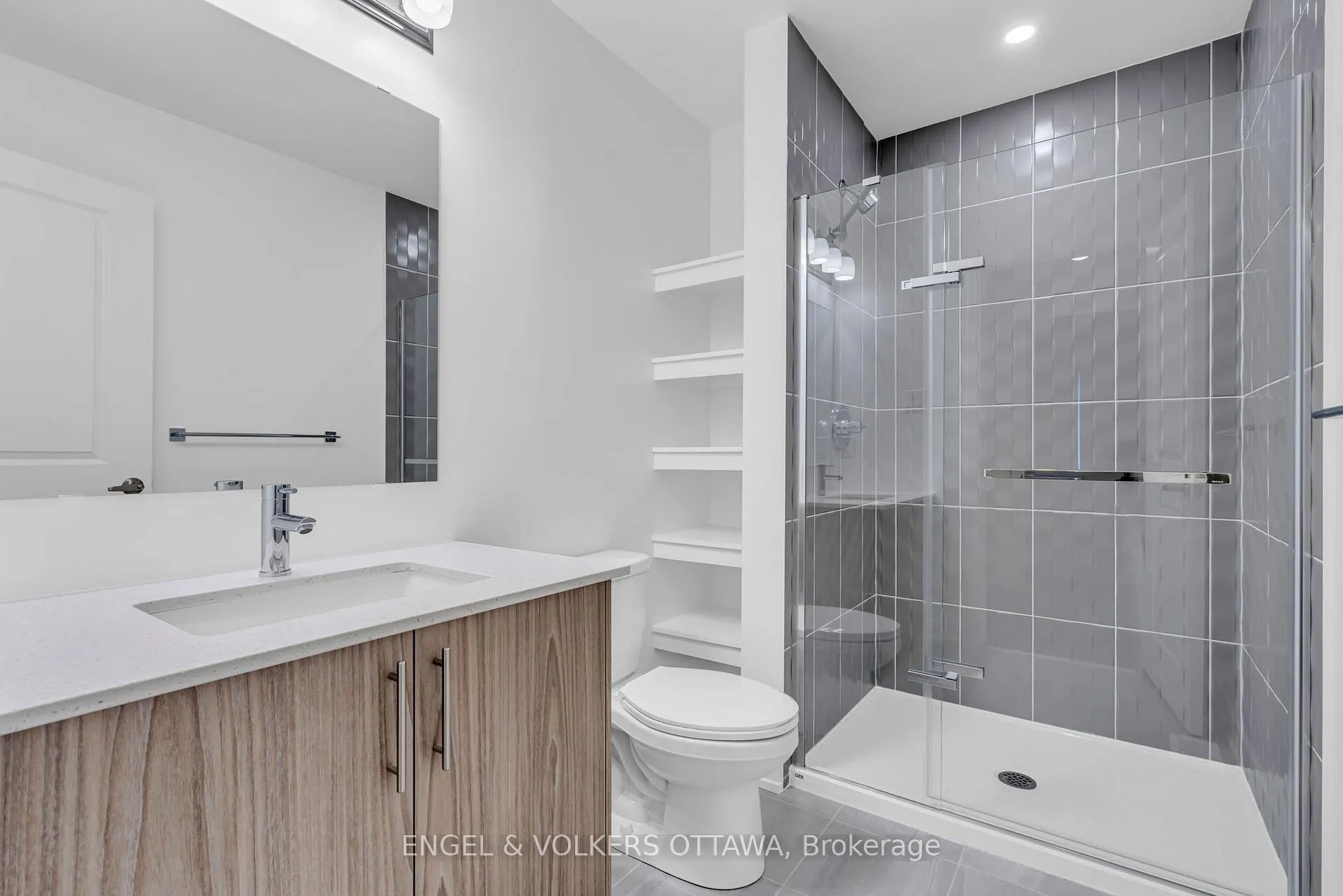 Photo 18 of 802 Anciano Crescent, Ottawa, Kanata - Emerald Meadows/Trailwest — HOMEH