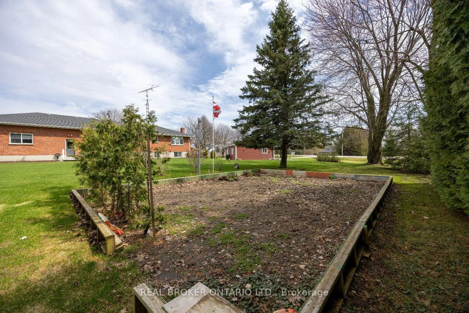 Photo 37 of 3060 Gibson Road, Clarington, Rural Clarington — HOMEH