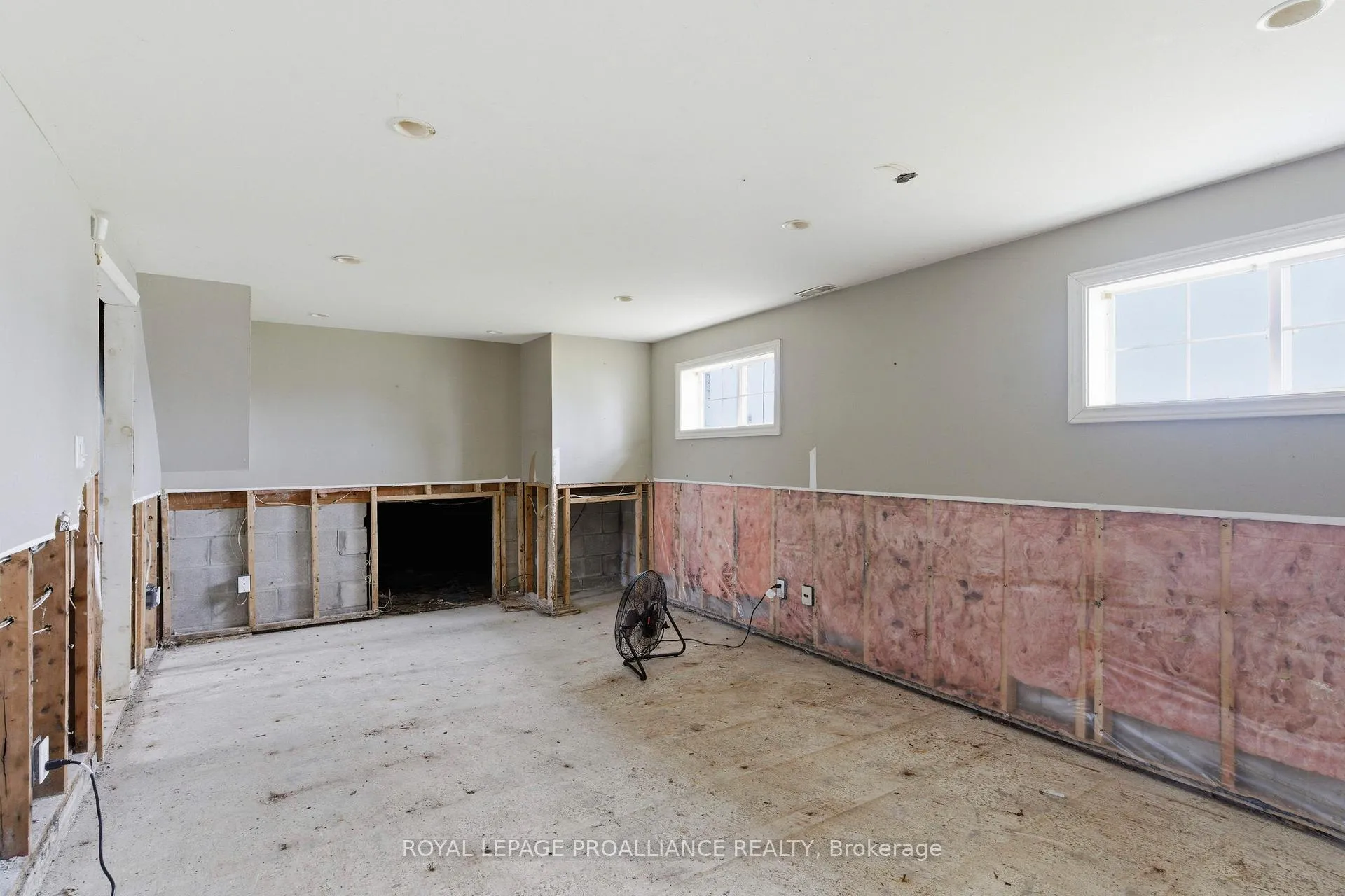 Photo 20 of 1306 Brockmount Place, Brockville — HOMEH