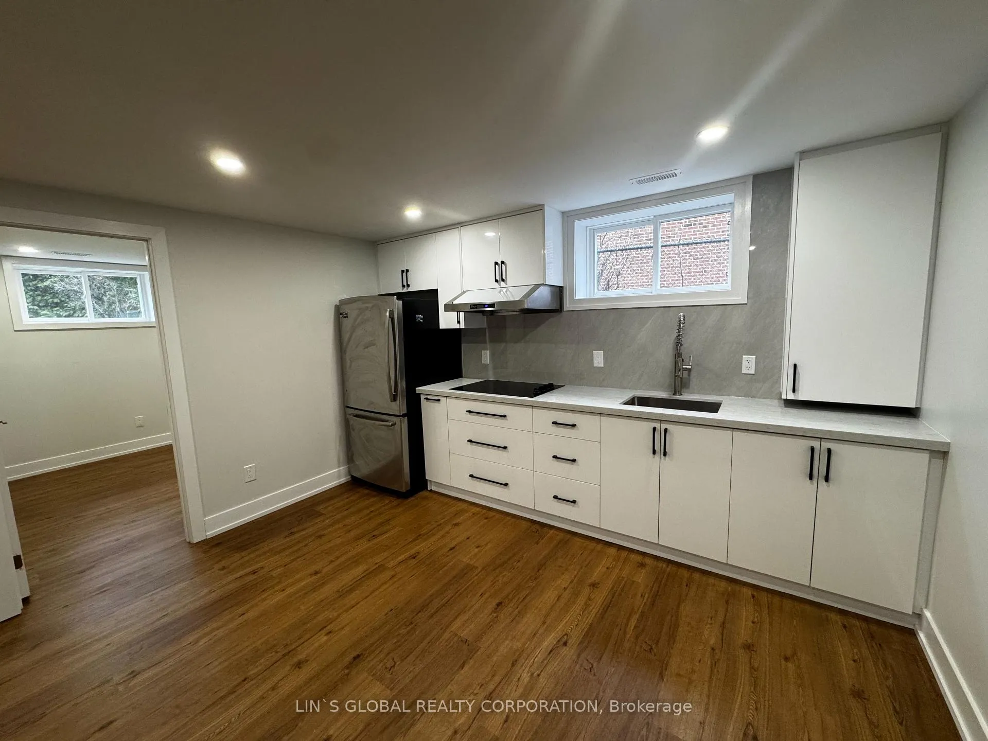 Photo 13 of 94 Collingsbrook Boulevard, Scarborough, L'Amoreaux — HOMEH
