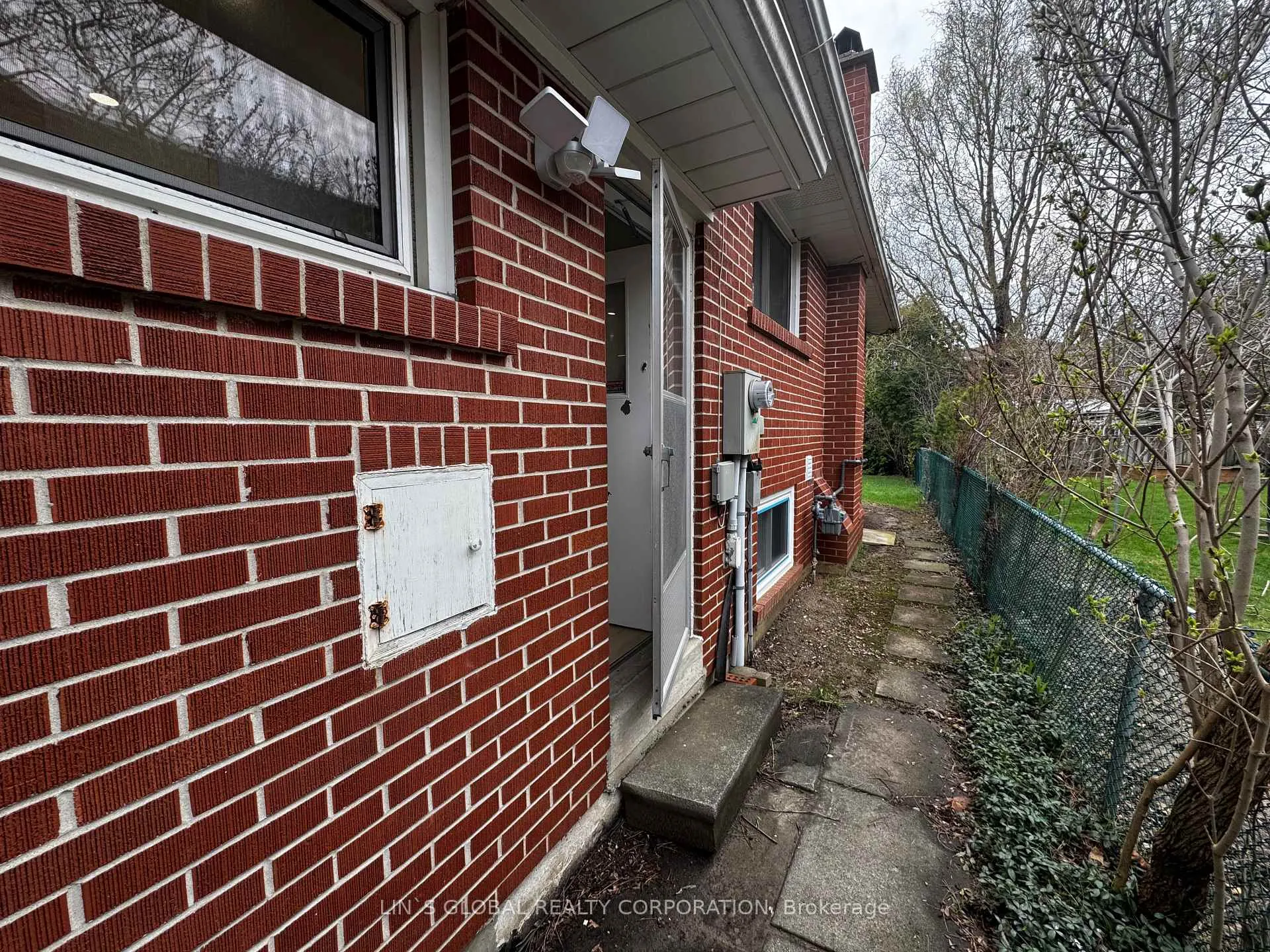 Photo 18 of 94 Collingsbrook Boulevard, Scarborough, L'Amoreaux — HOMEH