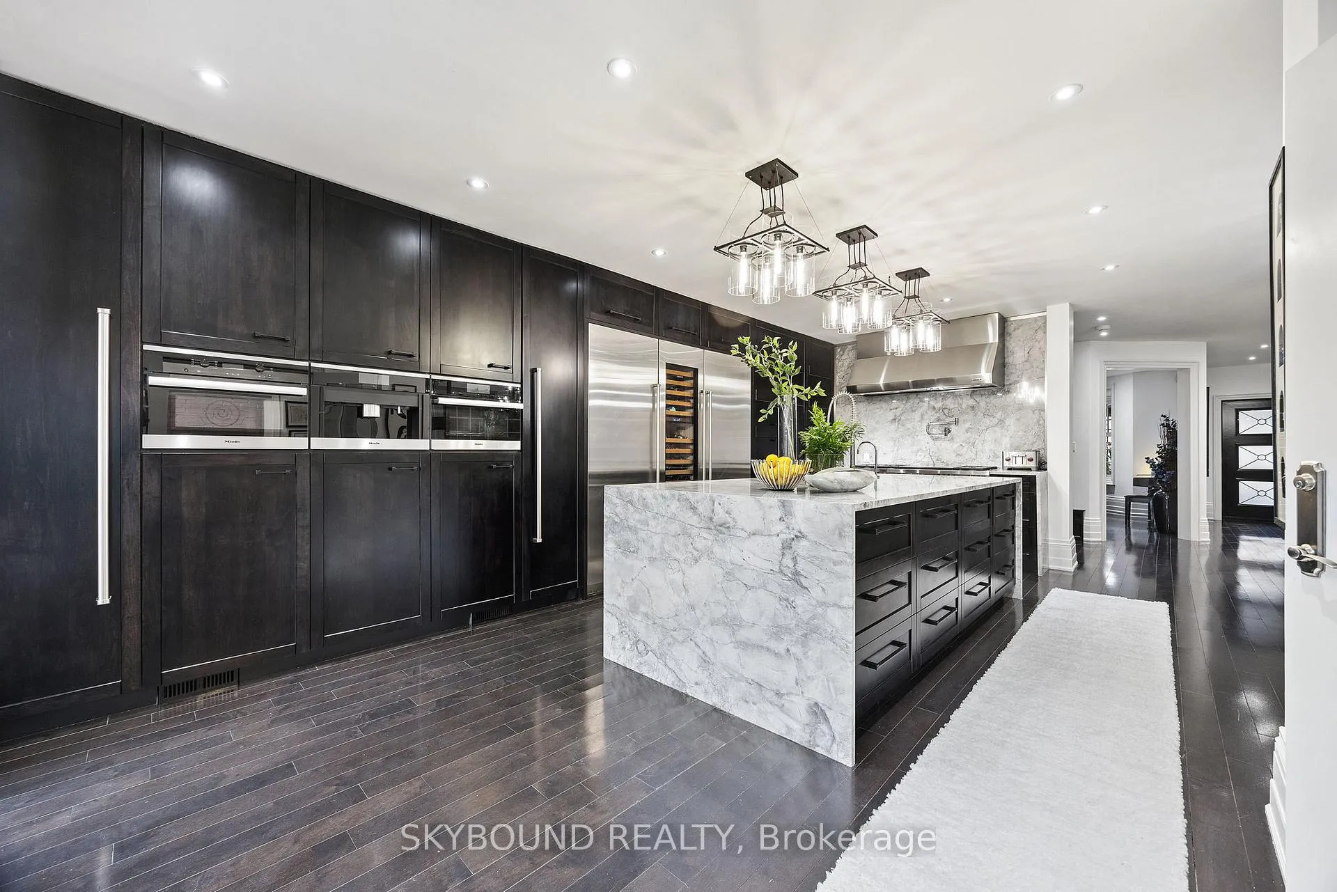 Photo 18 of 20 Fairview Boulevard, Toronto, North Riverdale — HOMEH