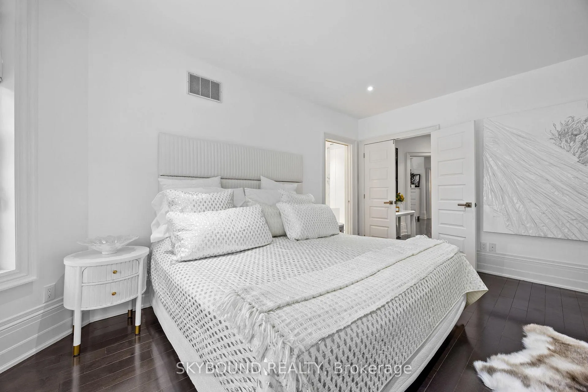 Photo 26 of 20 Fairview Boulevard, Toronto, North Riverdale — HOMEH