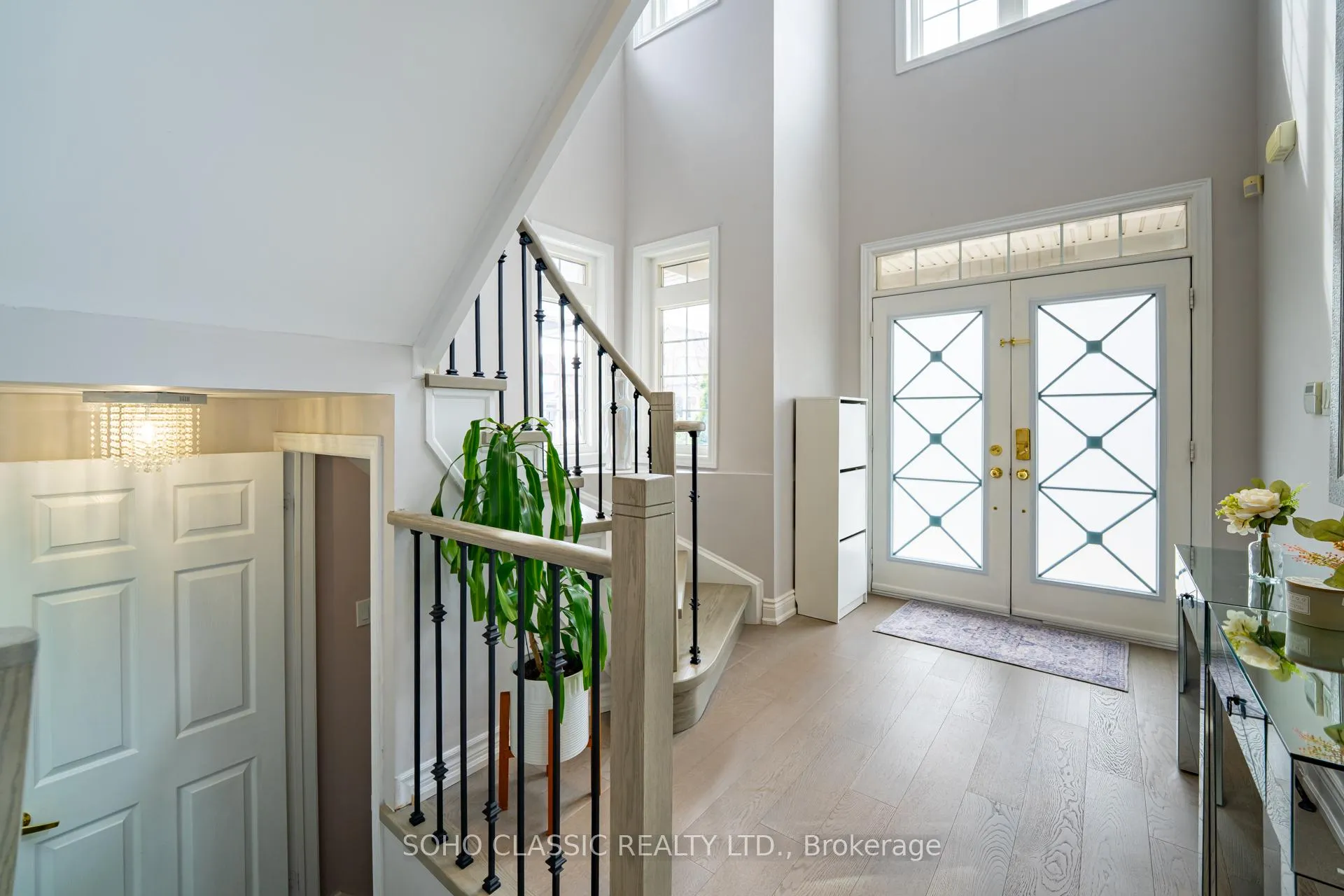 Photo 7 of 35 Brunel Street, Vaughan, Patterson — HOMEH
