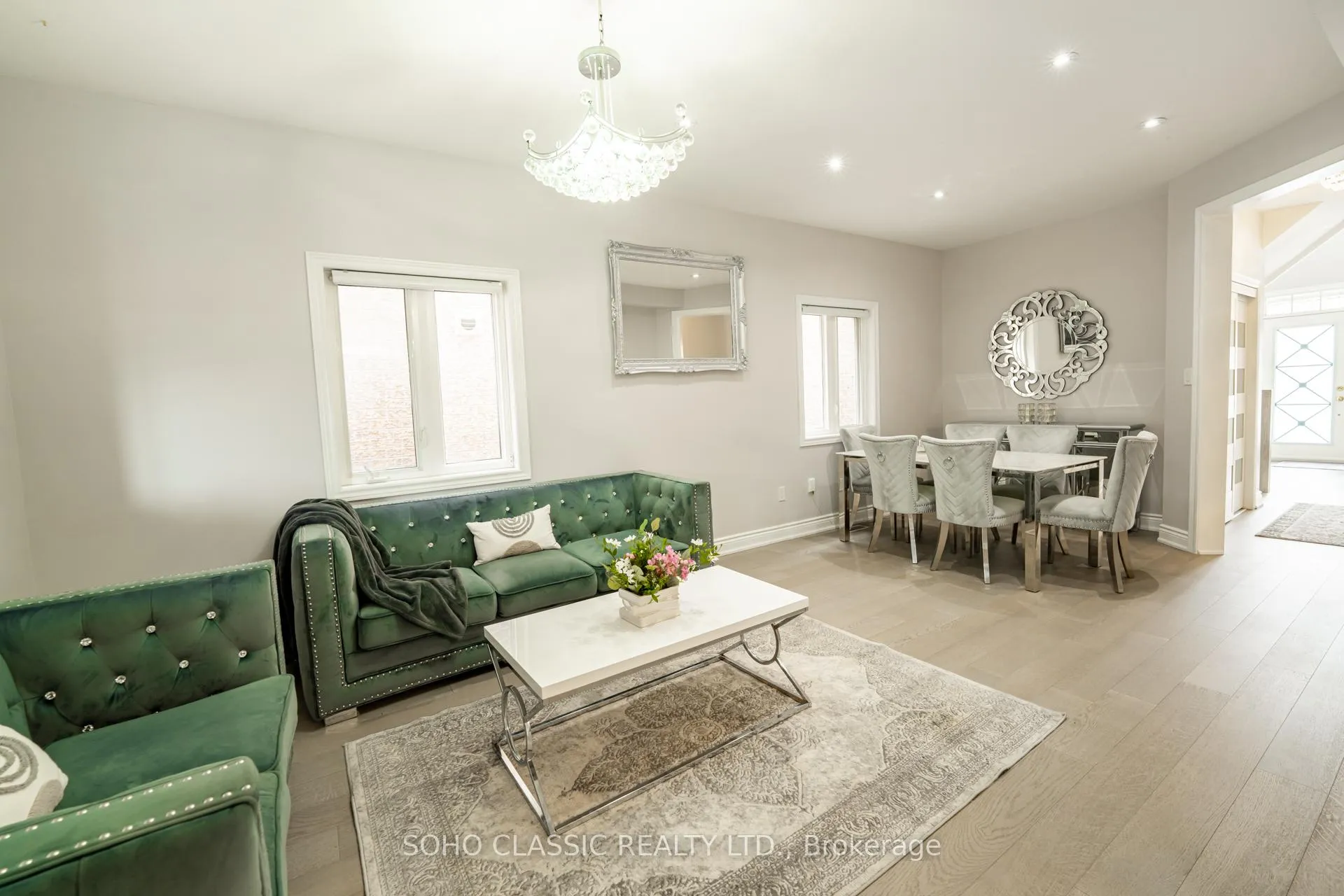 Photo 9 of 35 Brunel Street, Vaughan, Patterson — HOMEH