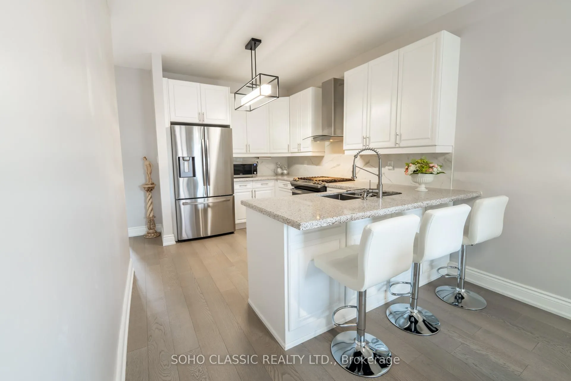 Photo 10 of 35 Brunel Street, Vaughan, Patterson — HOMEH