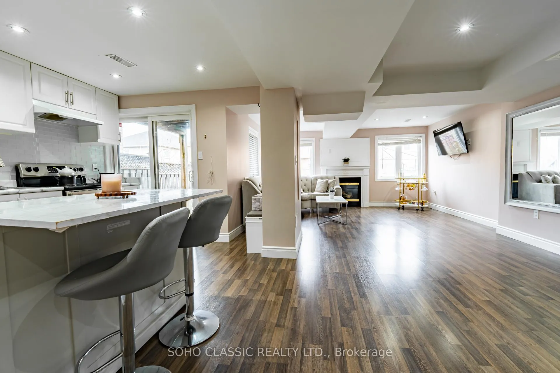 Photo 27 of 35 Brunel Street, Vaughan, Patterson — HOMEH