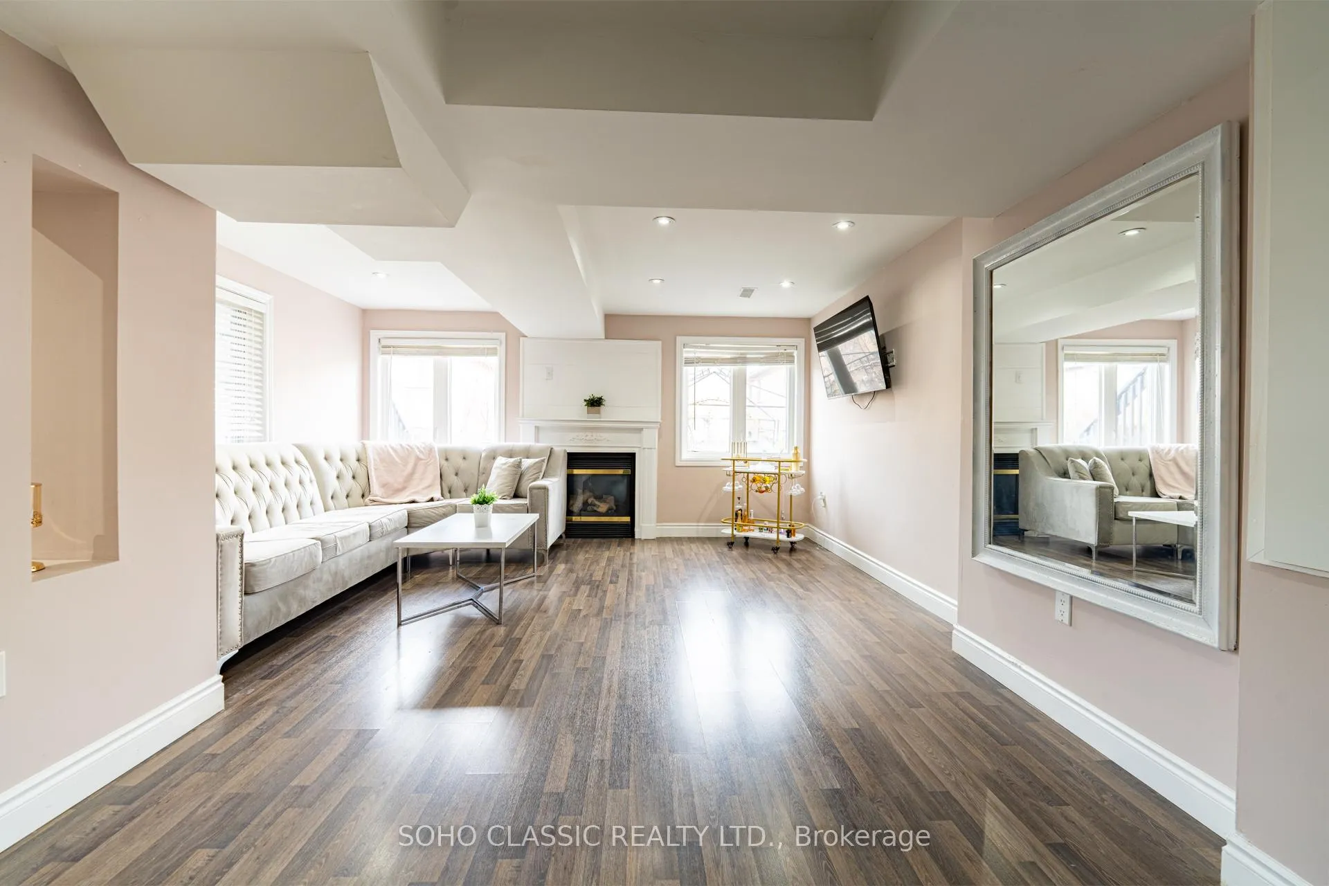 Photo 34 of 35 Brunel Street, Vaughan, Patterson — HOMEH