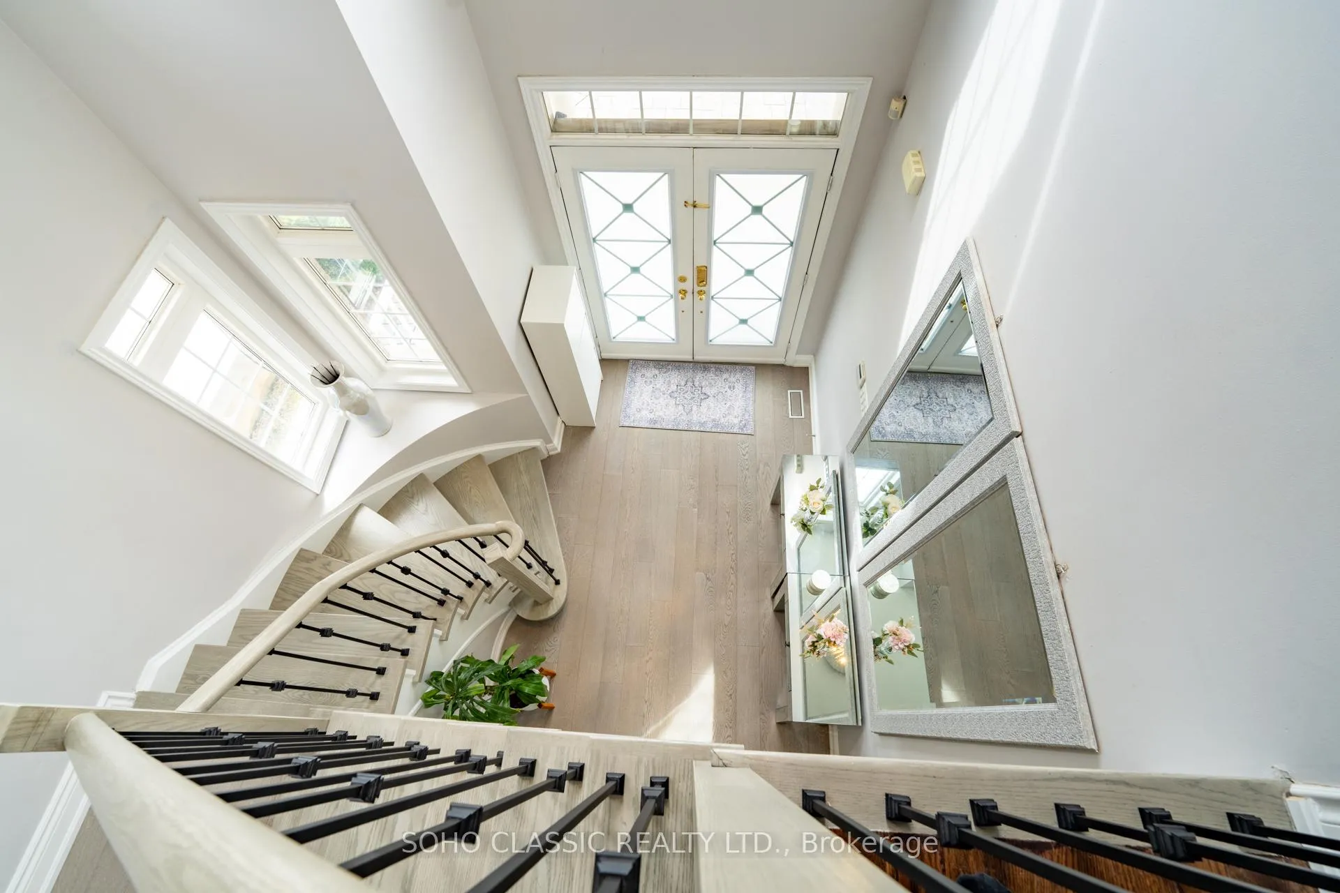 Photo 37 of 35 Brunel Street, Vaughan, Patterson — HOMEH