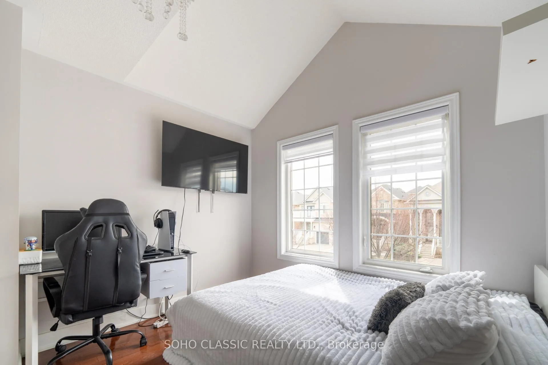 Photo 38 of 35 Brunel Street, Vaughan, Patterson — HOMEH