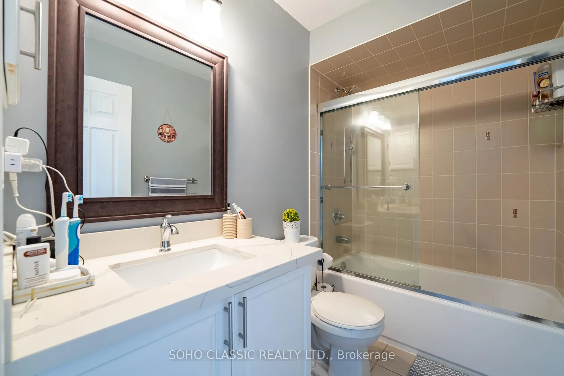 Photo 39 of 35 Brunel Street, Vaughan, Patterson — HOMEH