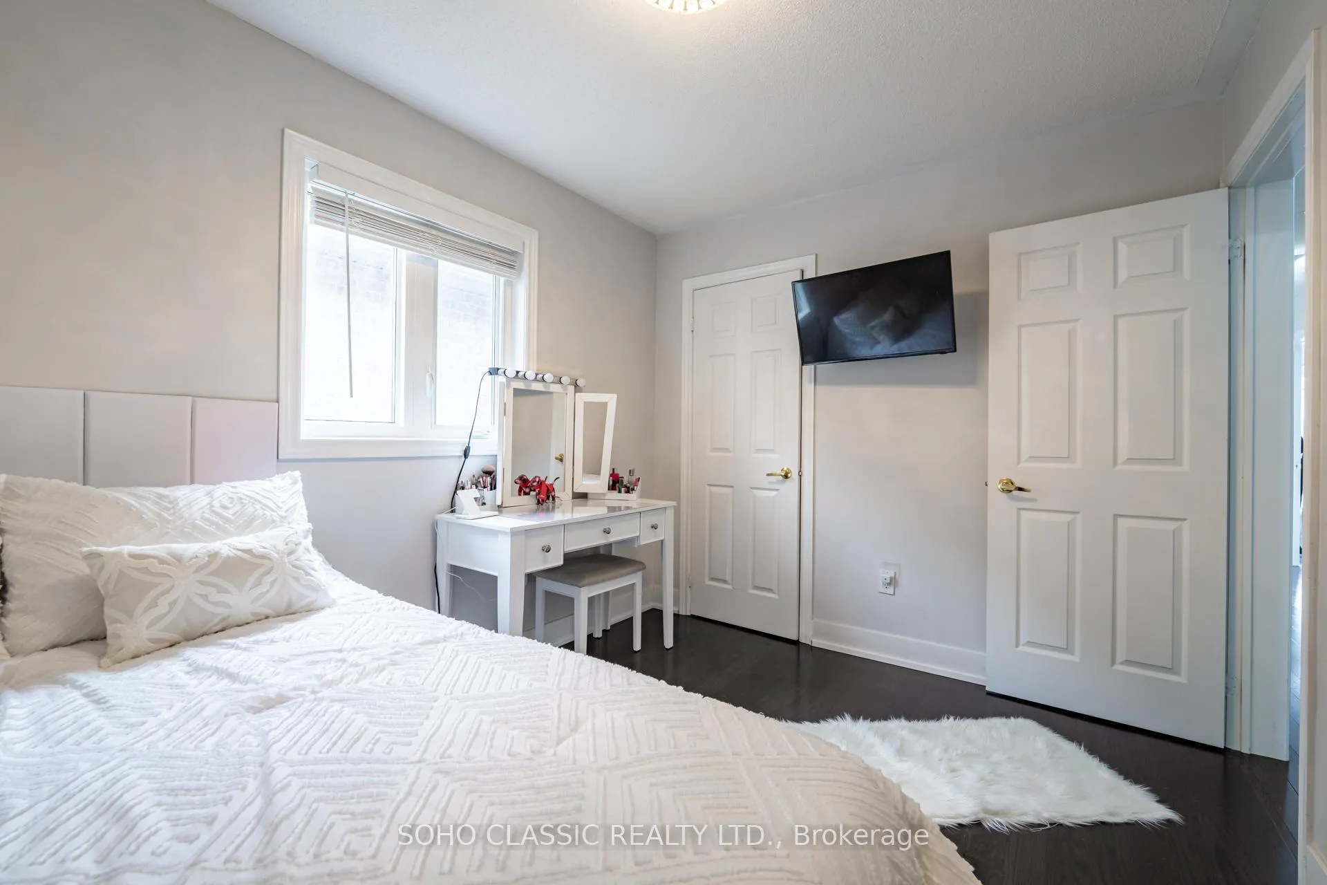 Photo 43 of 35 Brunel Street, Vaughan, Patterson — HOMEH