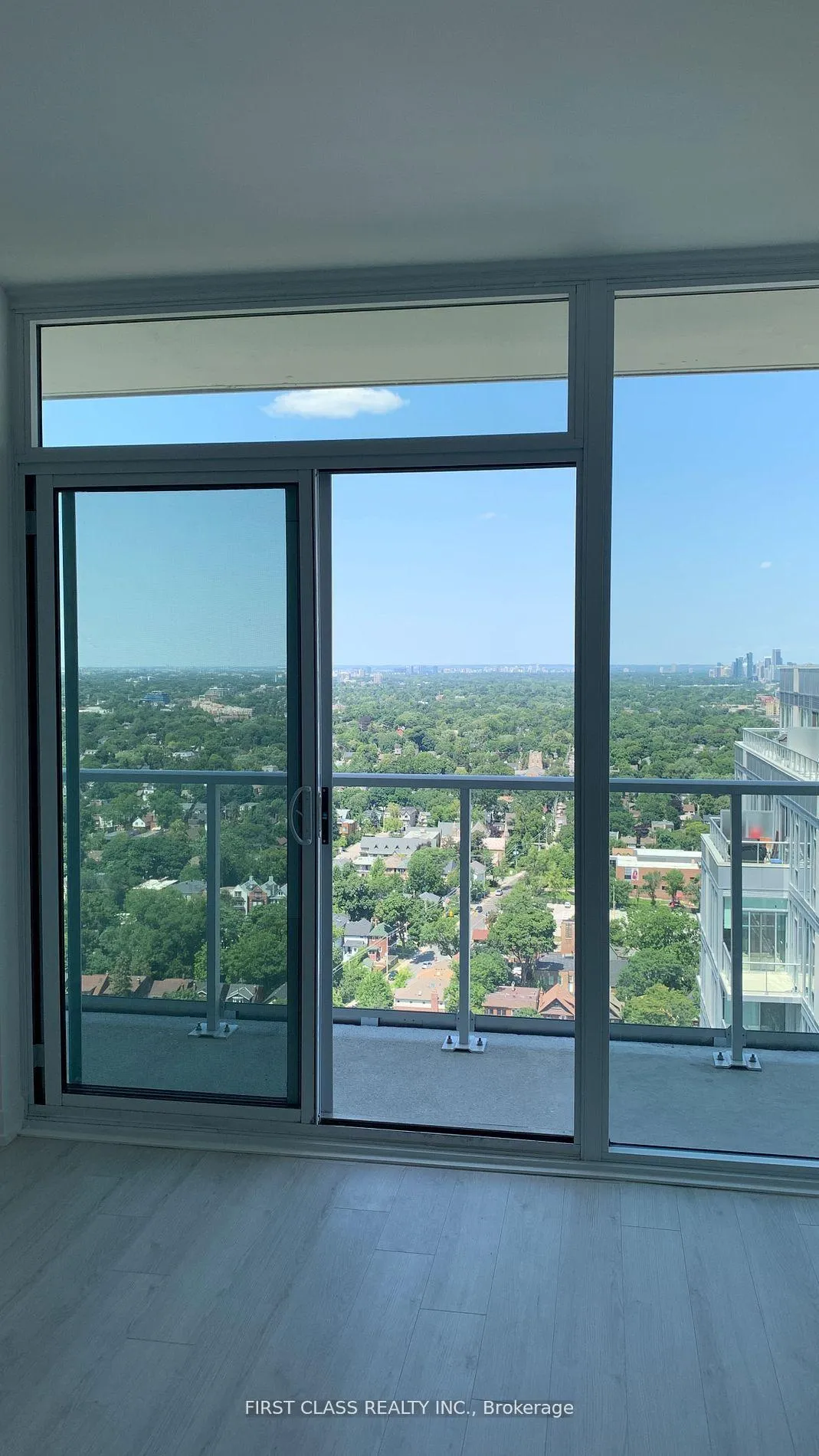 Photo 12 of Unit 2513, 33 Helendale Avenue, Toronto, Yonge-Eglinton — HOMEH
