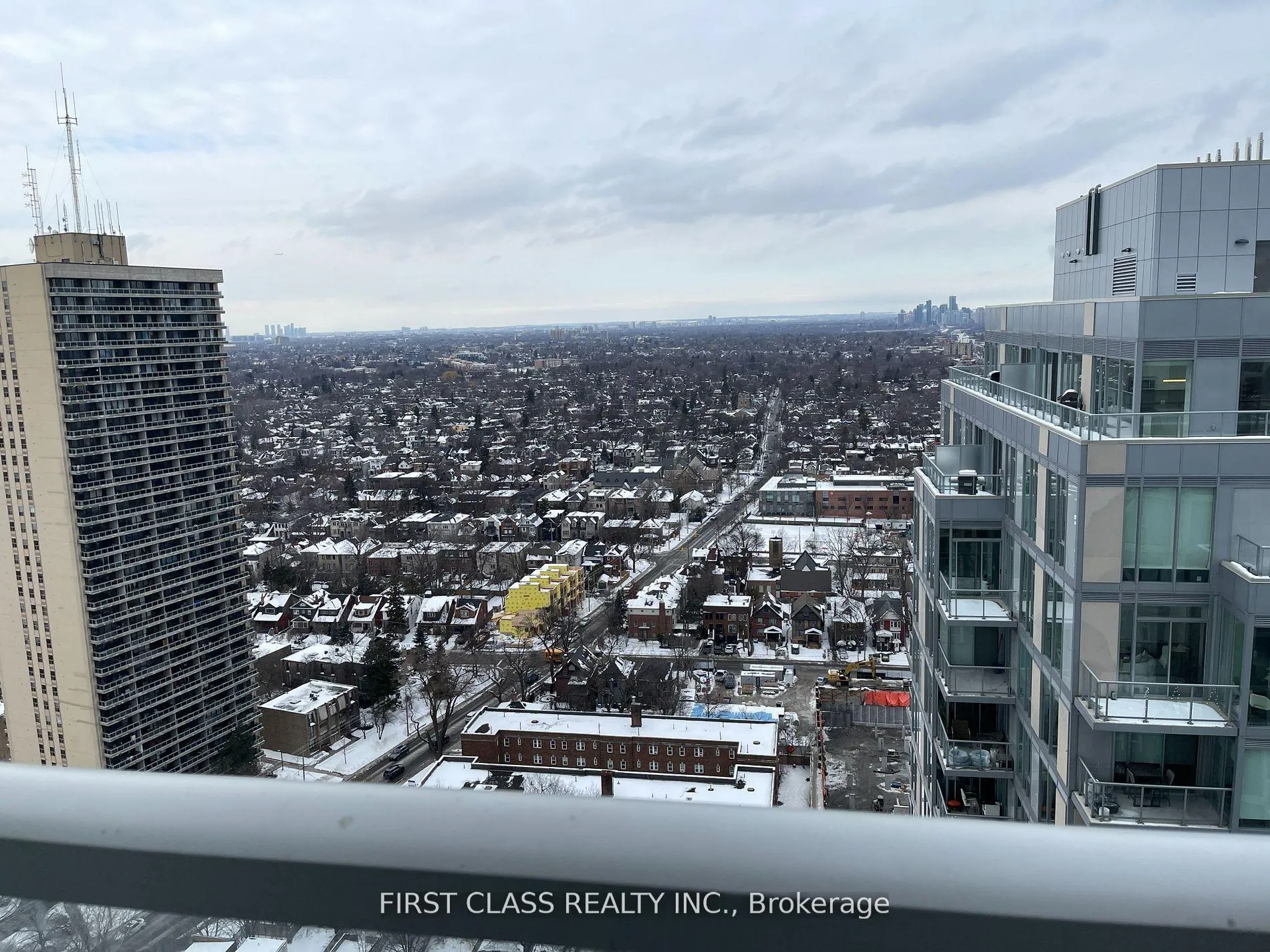 Photo 15 of Unit 2513, 33 Helendale Avenue, Toronto, Yonge-Eglinton — HOMEH