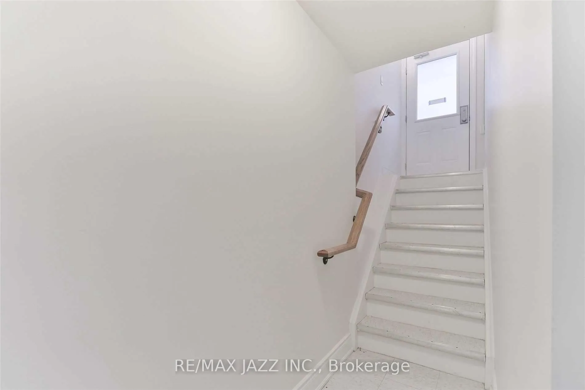 Photo 6 of Unit 103, 1303 Bayview Avenue, Toronto, Leaside — HOMEH