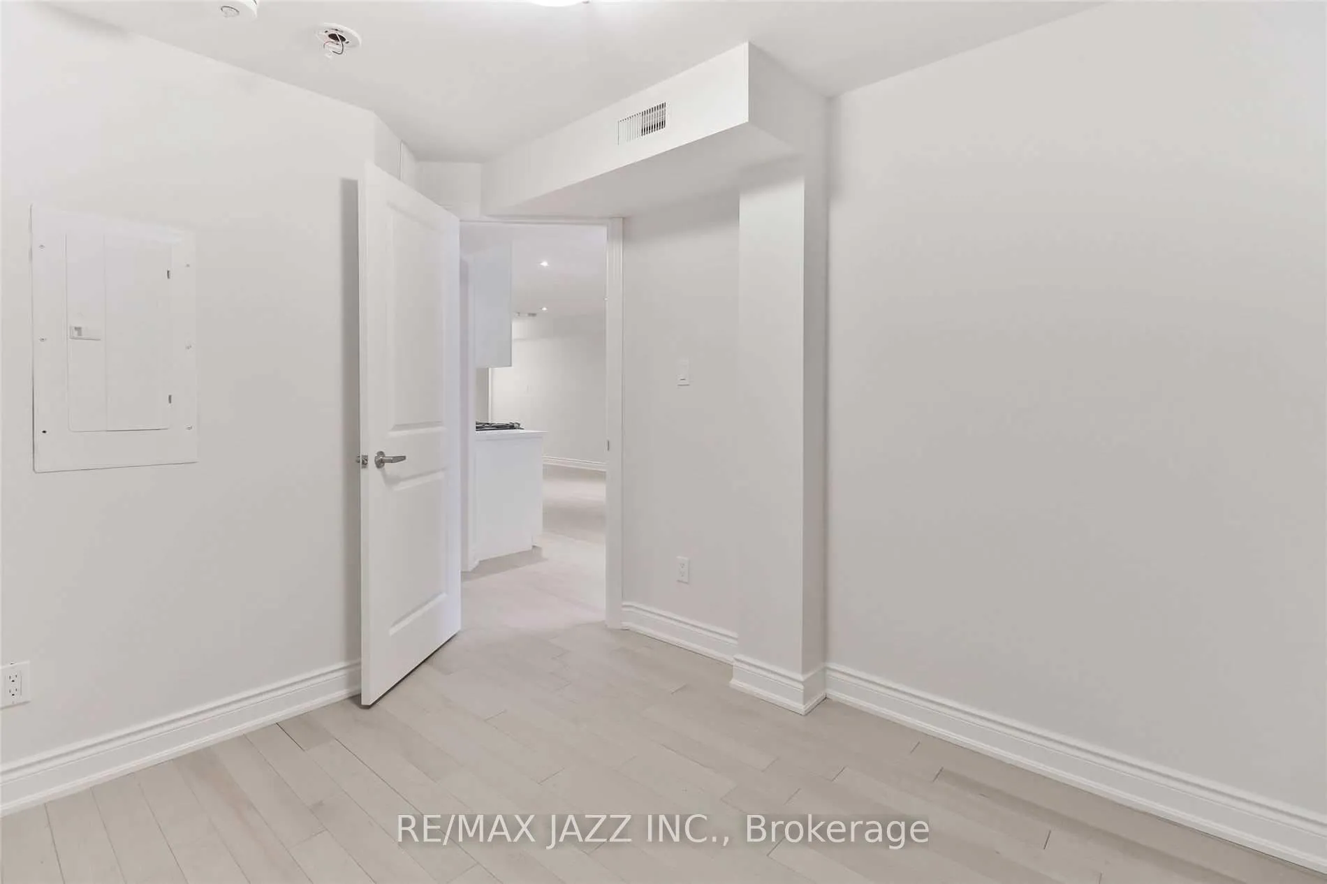 Photo 21 of Unit 103, 1303 Bayview Avenue, Toronto, Leaside — HOMEH