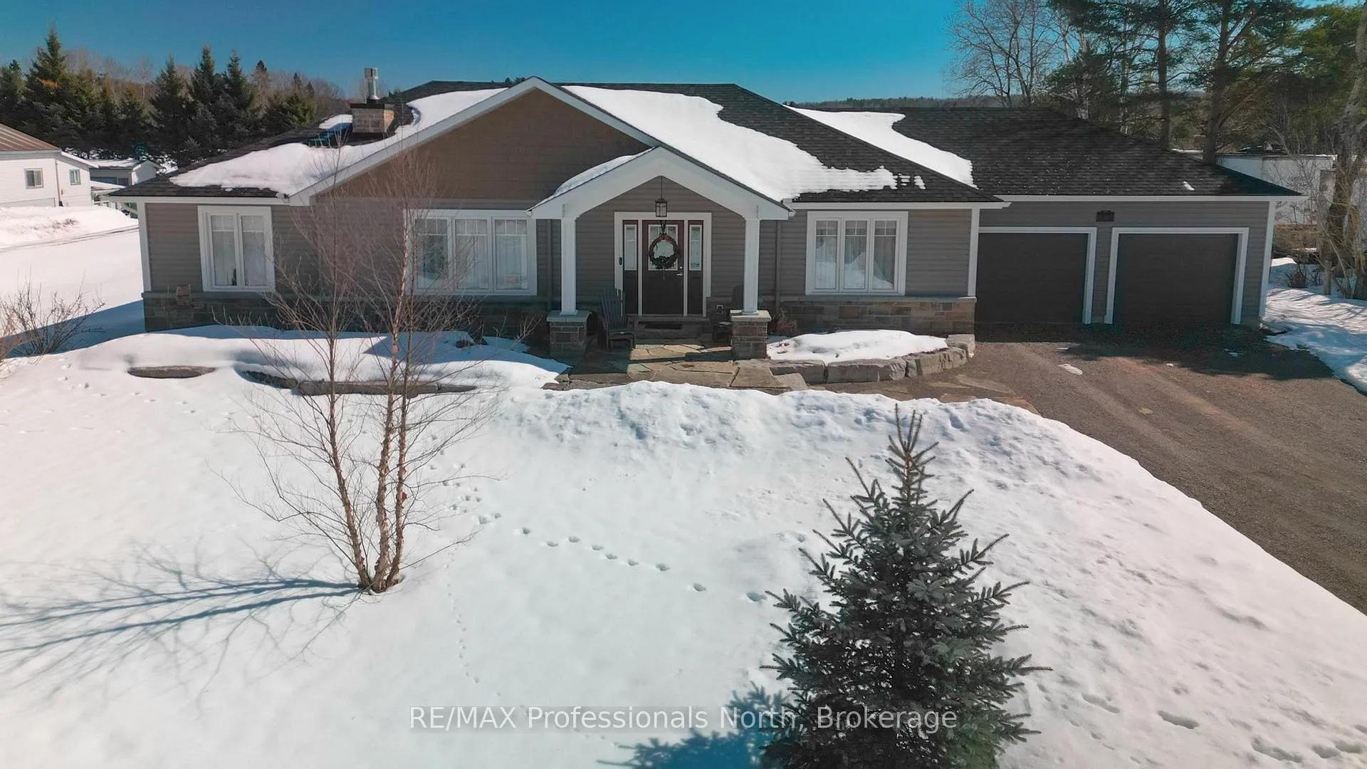 Front of 192 Bobcaygeon Road