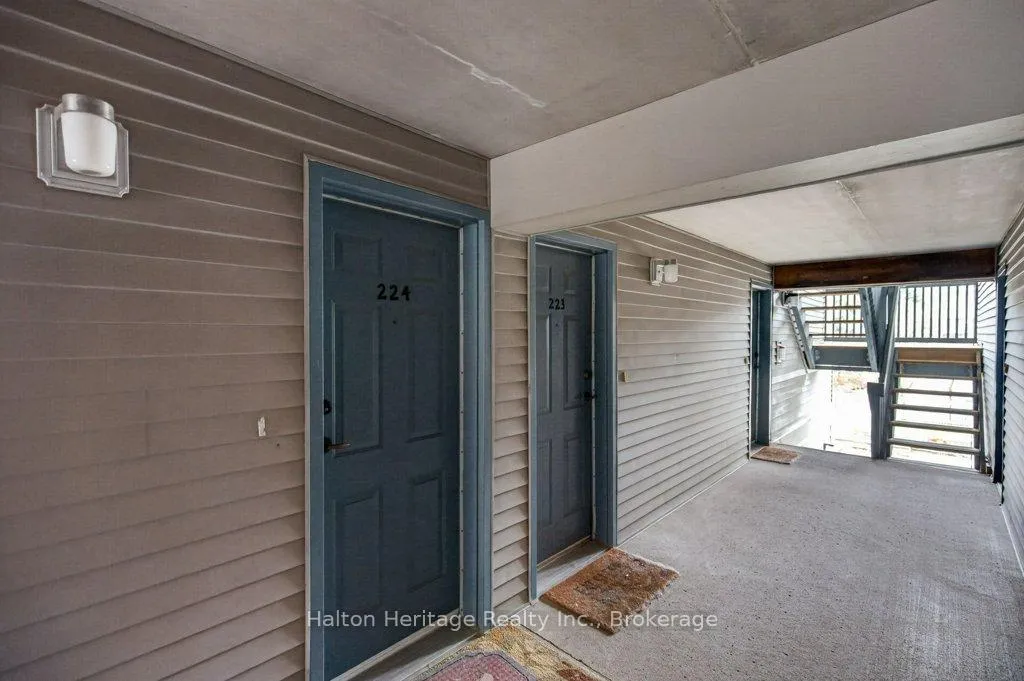 Photo 10 of Unit 224, 2010 Cleaver Avenue, Burlington, Headon — HOMEH