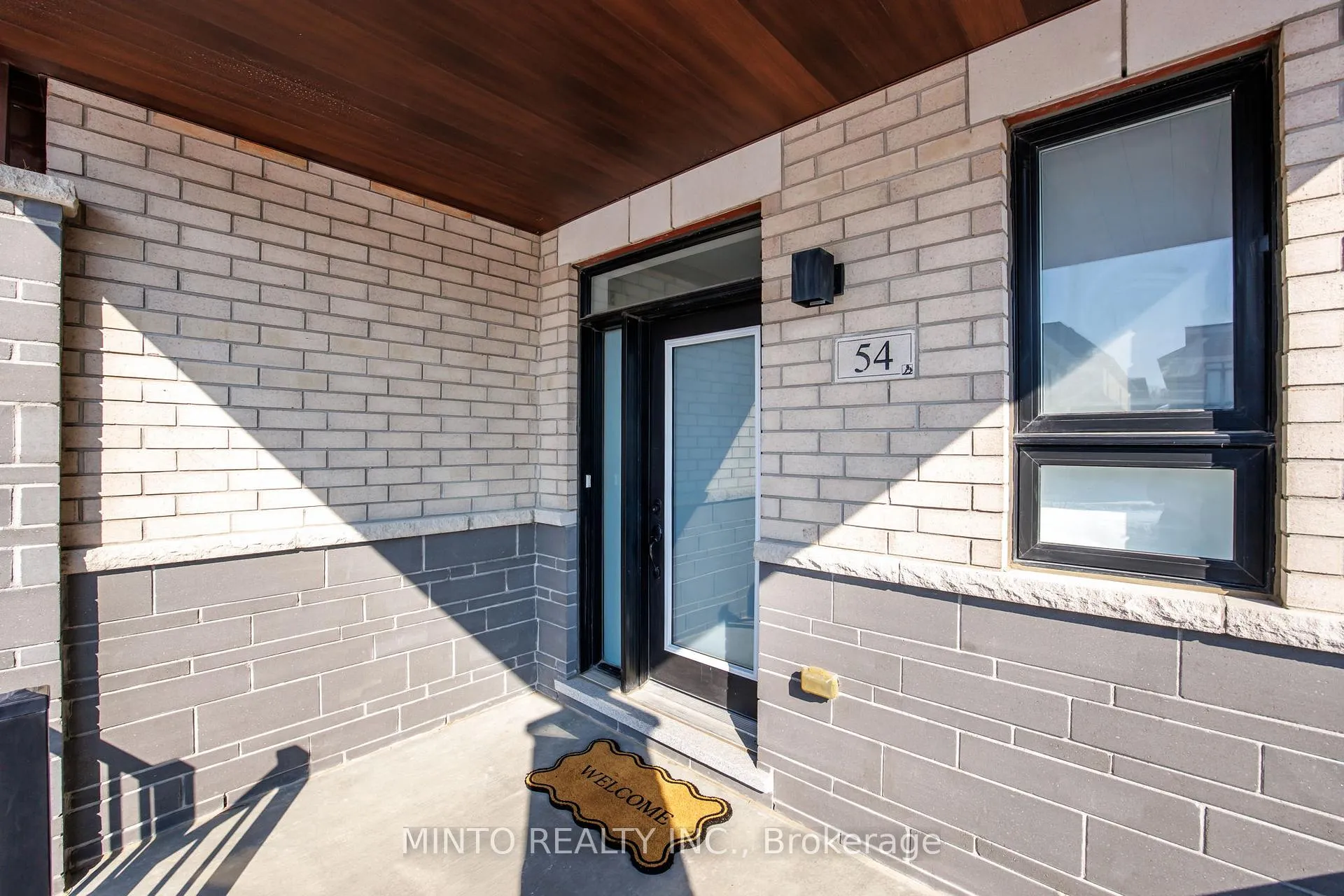 Photo 3 of 54 Canard Drive, Vaughan, Kleinburg — HOMEH