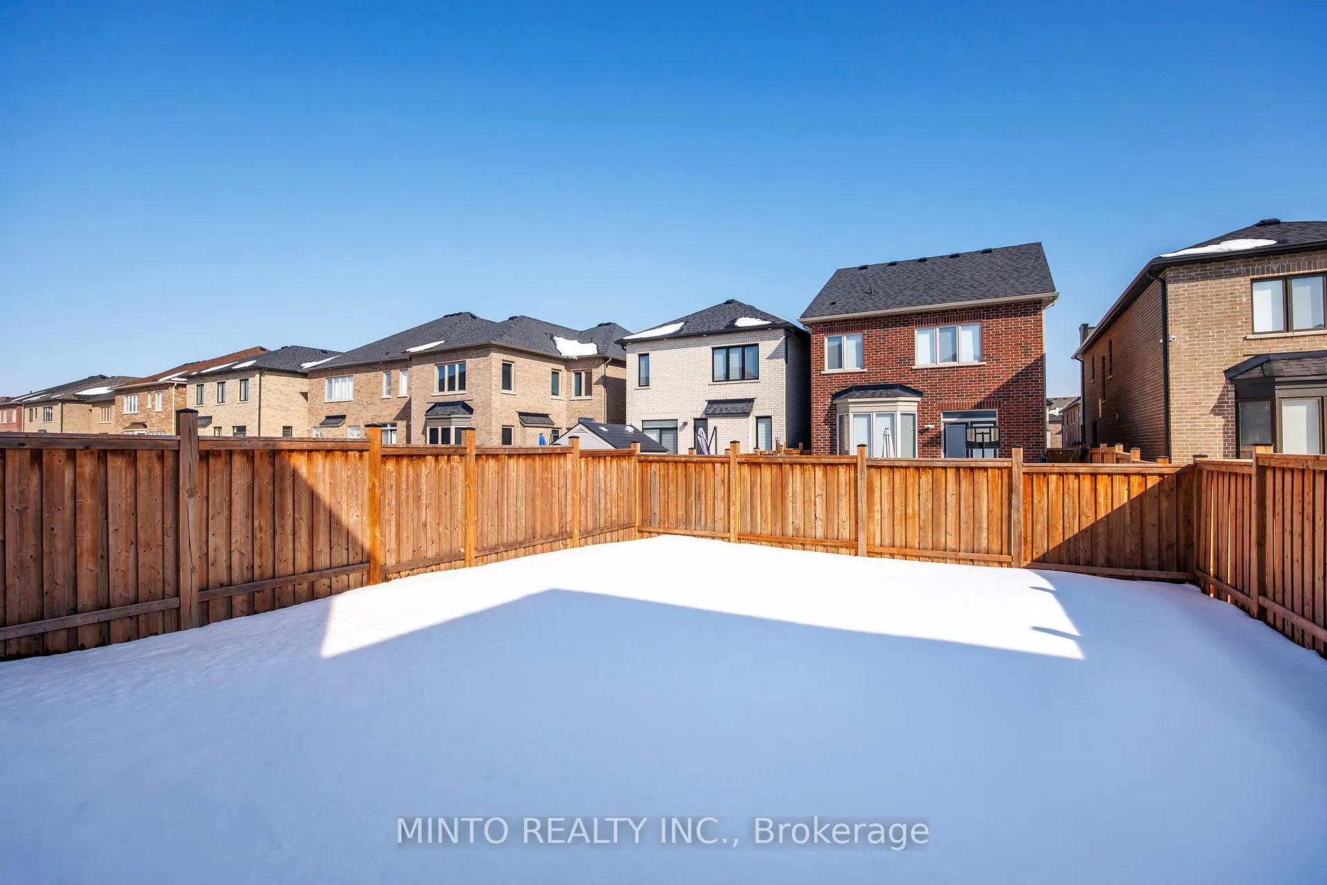 Photo 32 of 54 Canard Drive, Vaughan, Kleinburg — HOMEH
