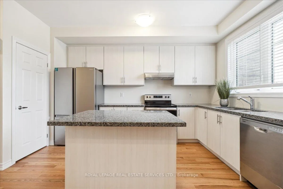 Photo 11 of 2096 Fairmont Common, Burlington, Tyandaga — HOMEH