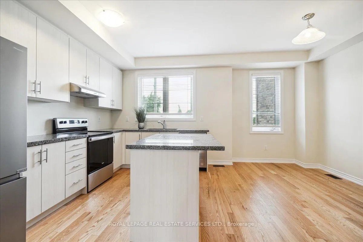 Photo 14 of 2096 Fairmont Common, Burlington, Tyandaga — HOMEH