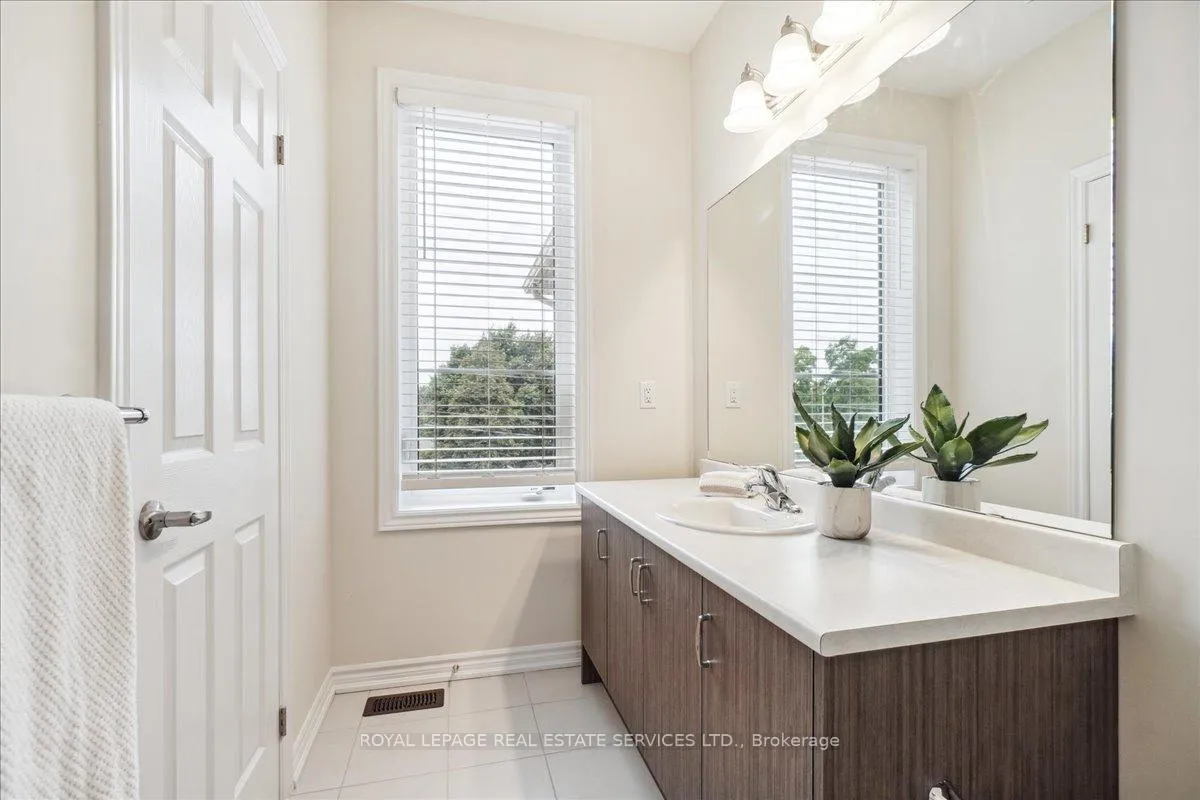 Photo 29 of 2096 Fairmont Common, Burlington, Tyandaga — HOMEH