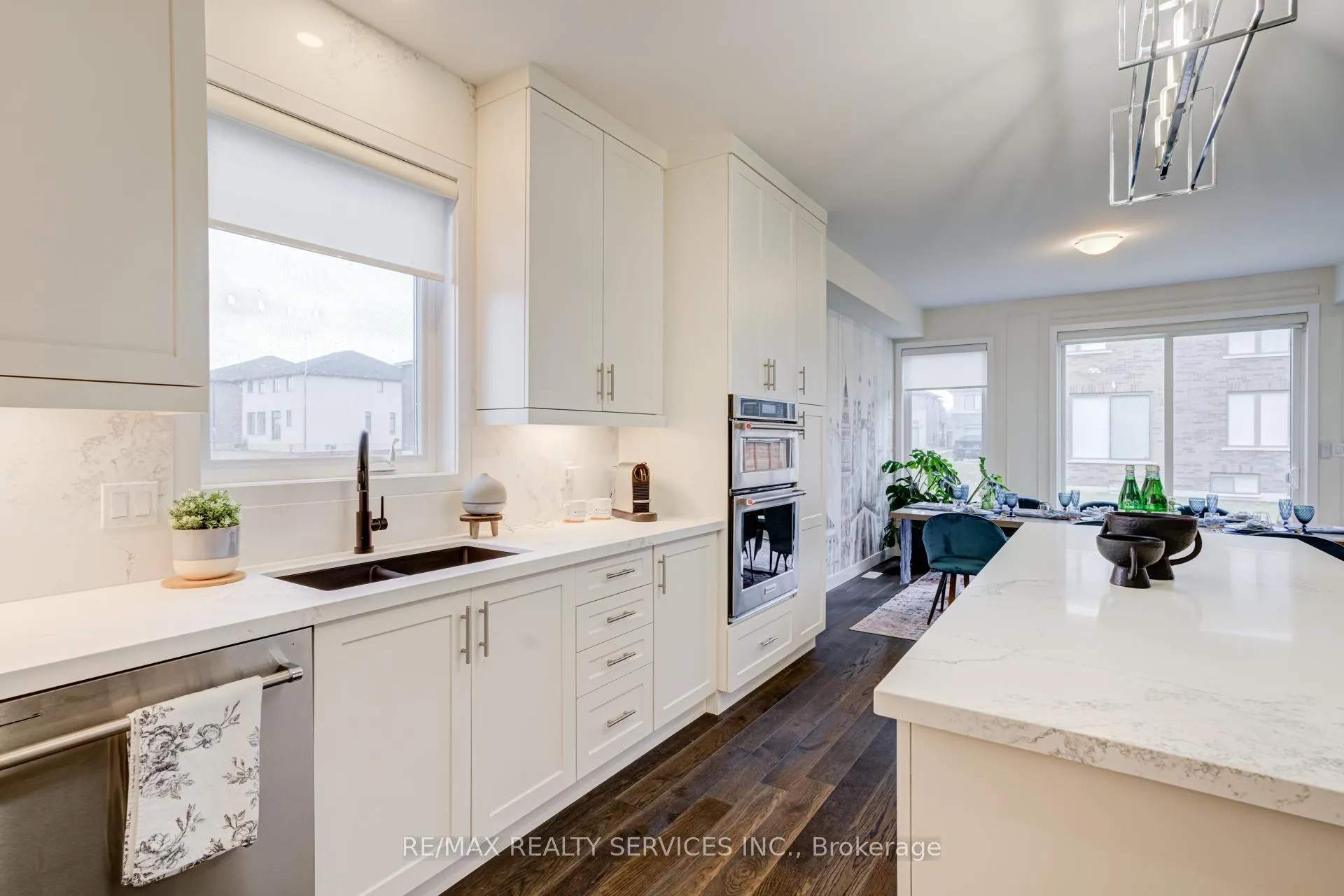 Photo 11 of 182 Klein Circle, Hamilton, Meadowlands — HOMEH