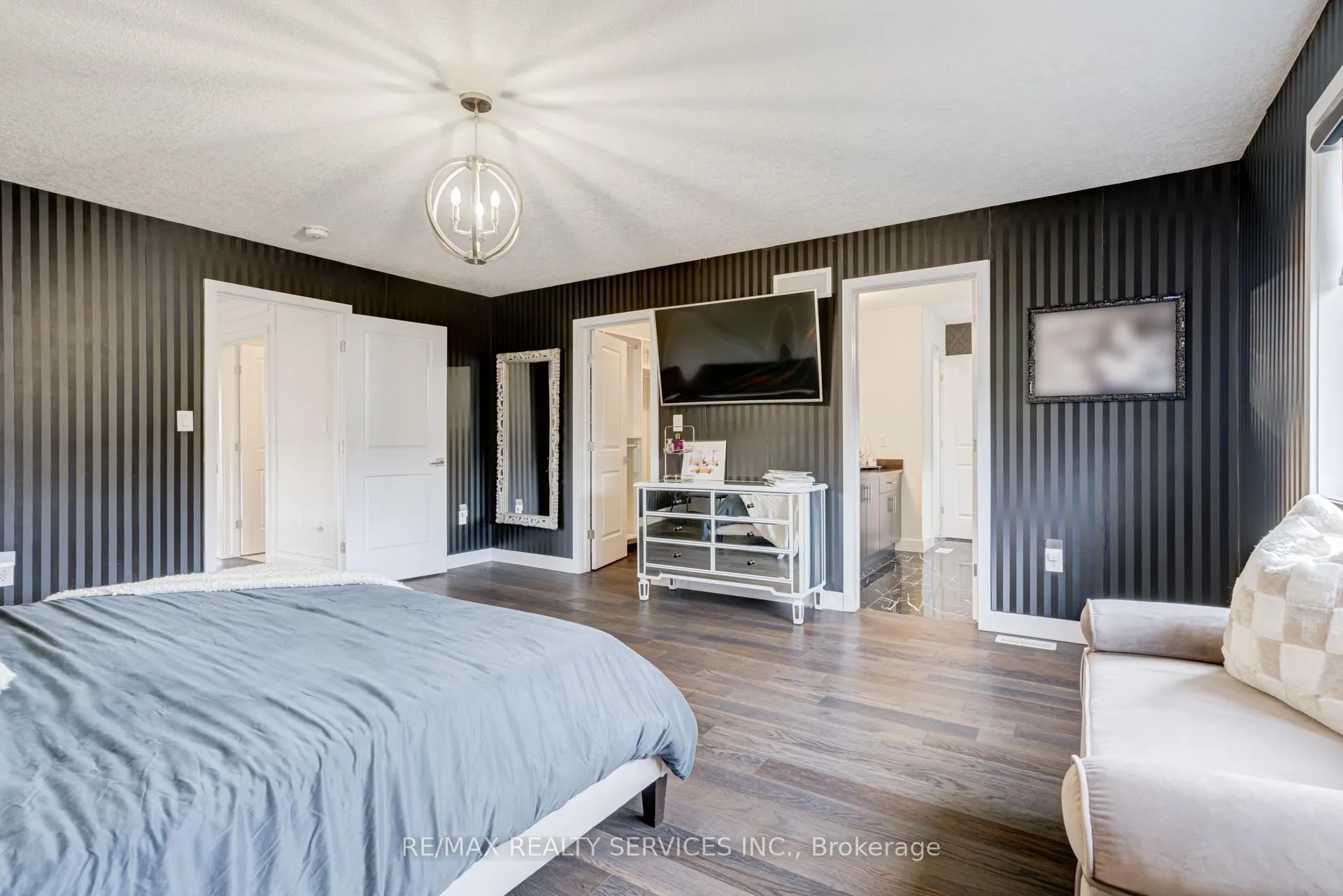 Photo 23 of 182 Klein Circle, Hamilton, Meadowlands — HOMEH