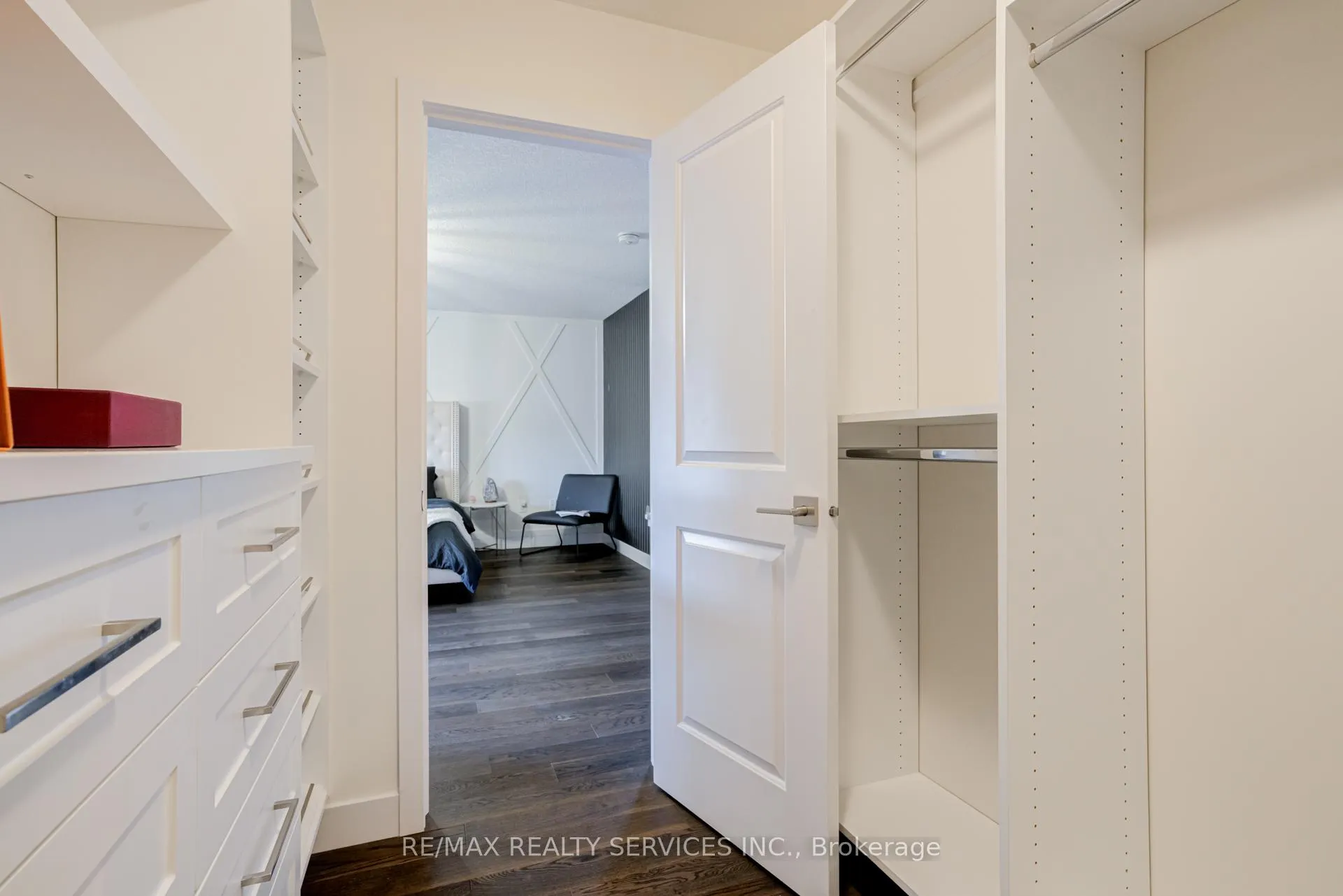 Photo 29 of 182 Klein Circle, Hamilton, Meadowlands — HOMEH