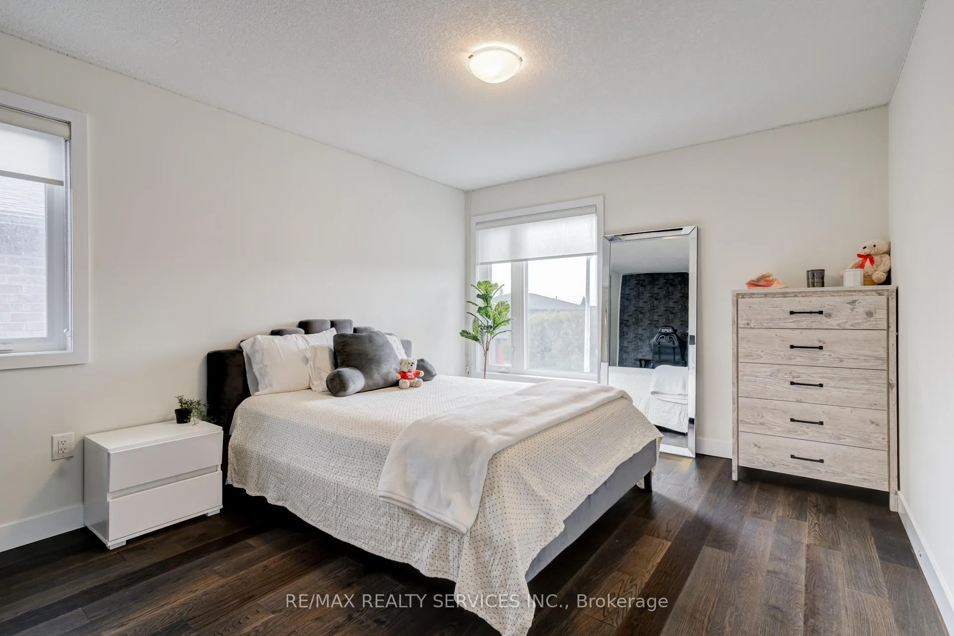 Photo 31 of 182 Klein Circle, Hamilton, Meadowlands — HOMEH