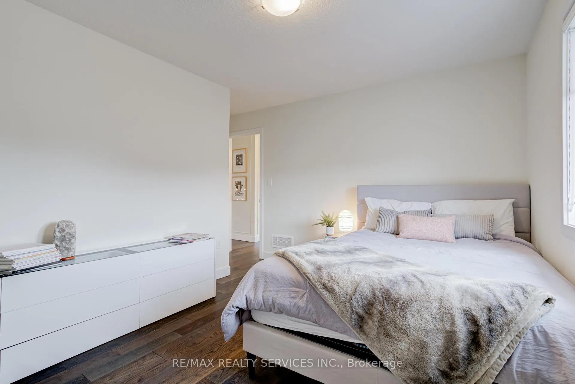 Photo 35 of 182 Klein Circle, Hamilton, Meadowlands — HOMEH