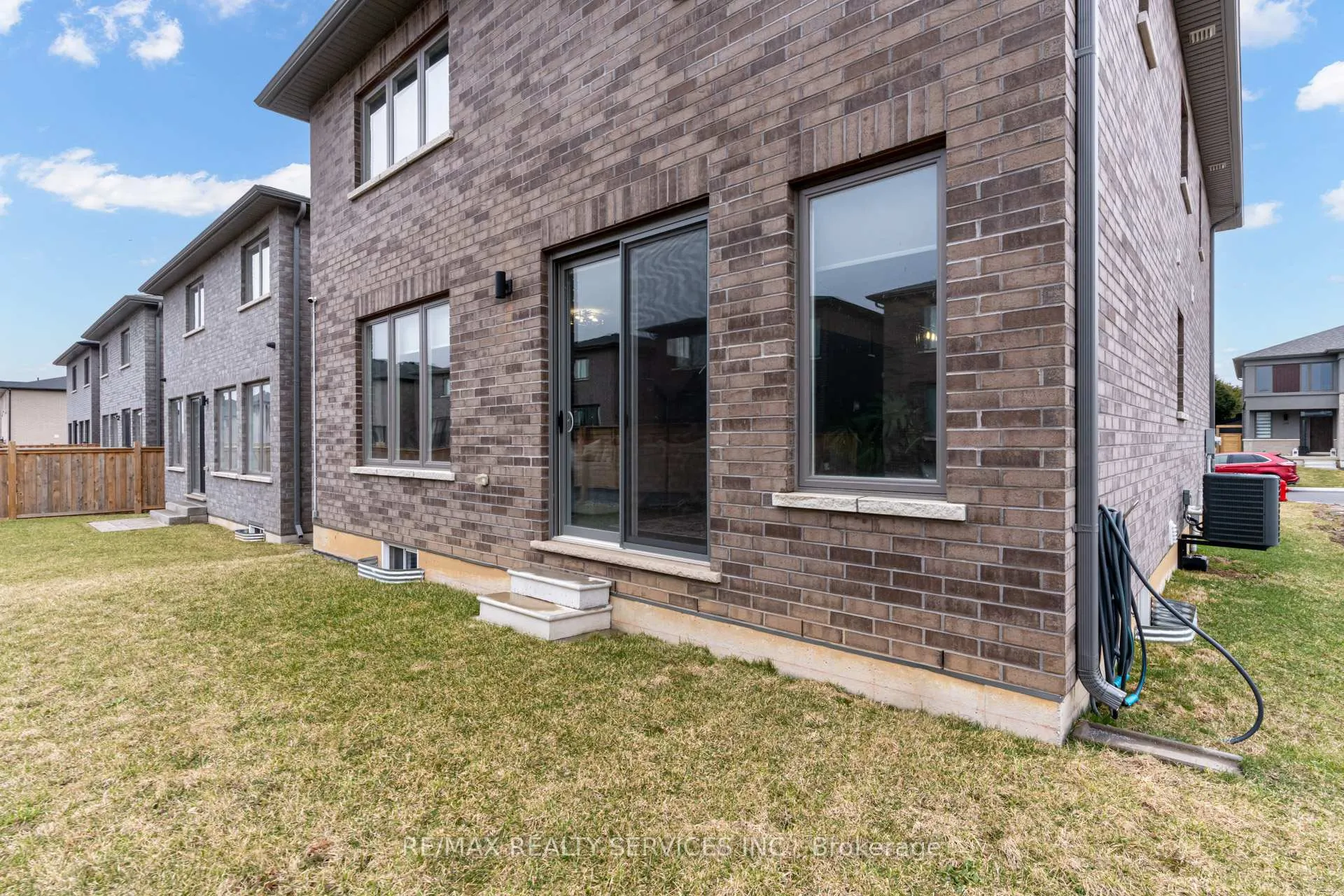 Photo 44 of 182 Klein Circle, Hamilton, Meadowlands — HOMEH