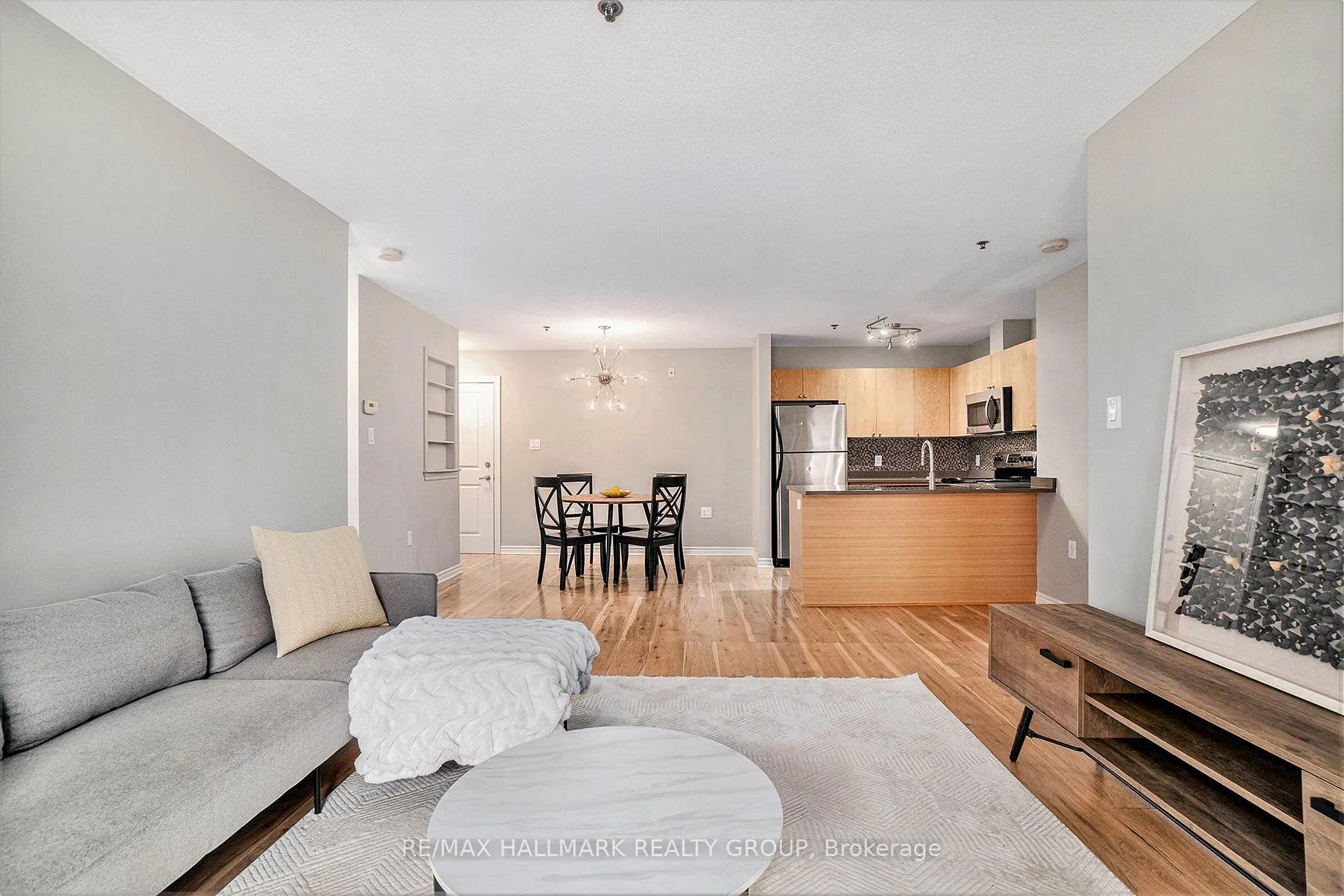Photo 7 of Unit 211, 151 Potts Private, Ottawa, Notting Hill/Summerside — HOMEH